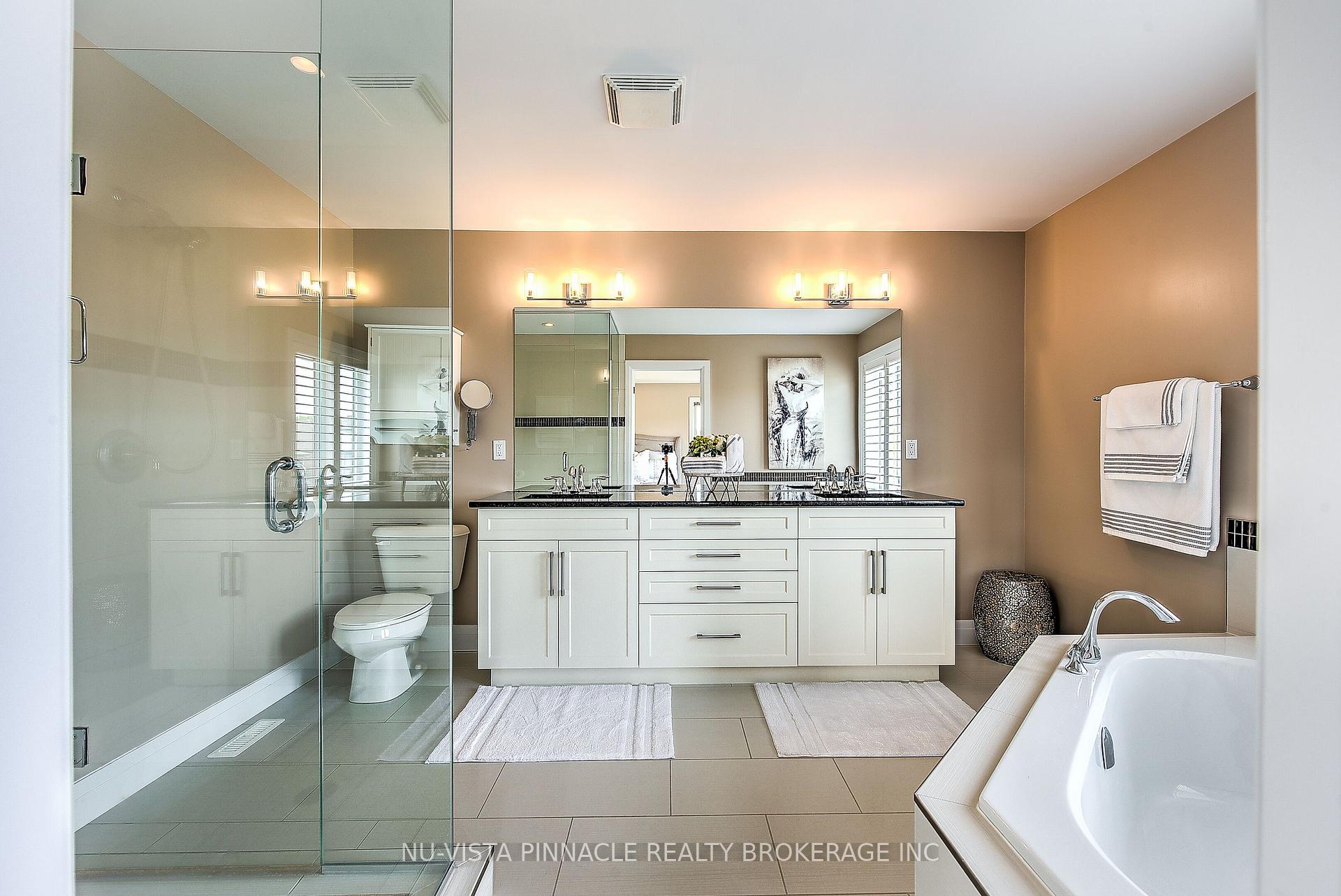 Photo 27 of 738 Hickoryridge Common, London, North R — HOMEH