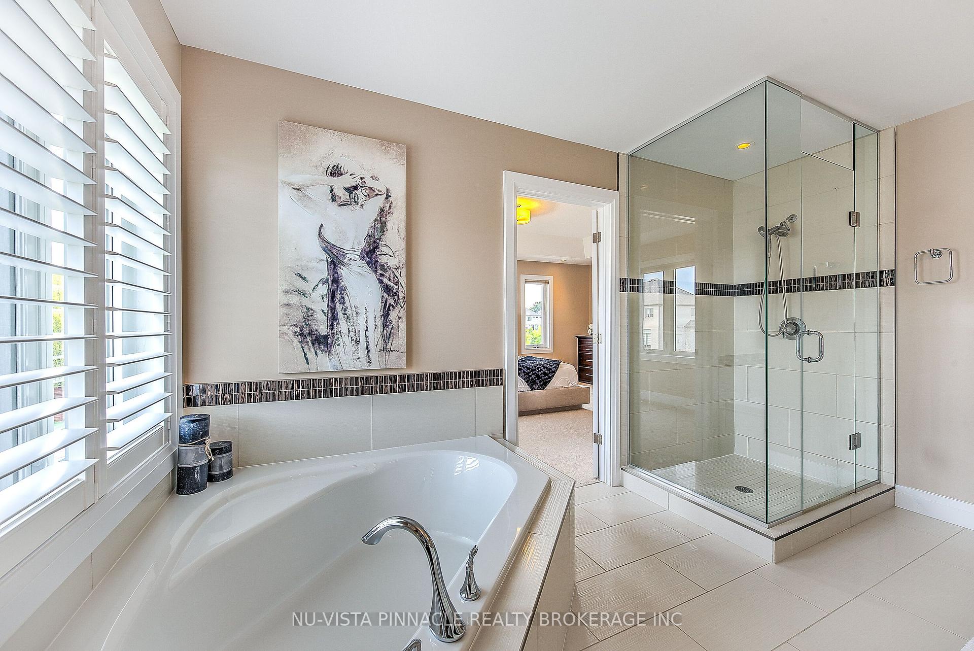 Photo 29 of 738 Hickoryridge Common, London, North R — HOMEH
