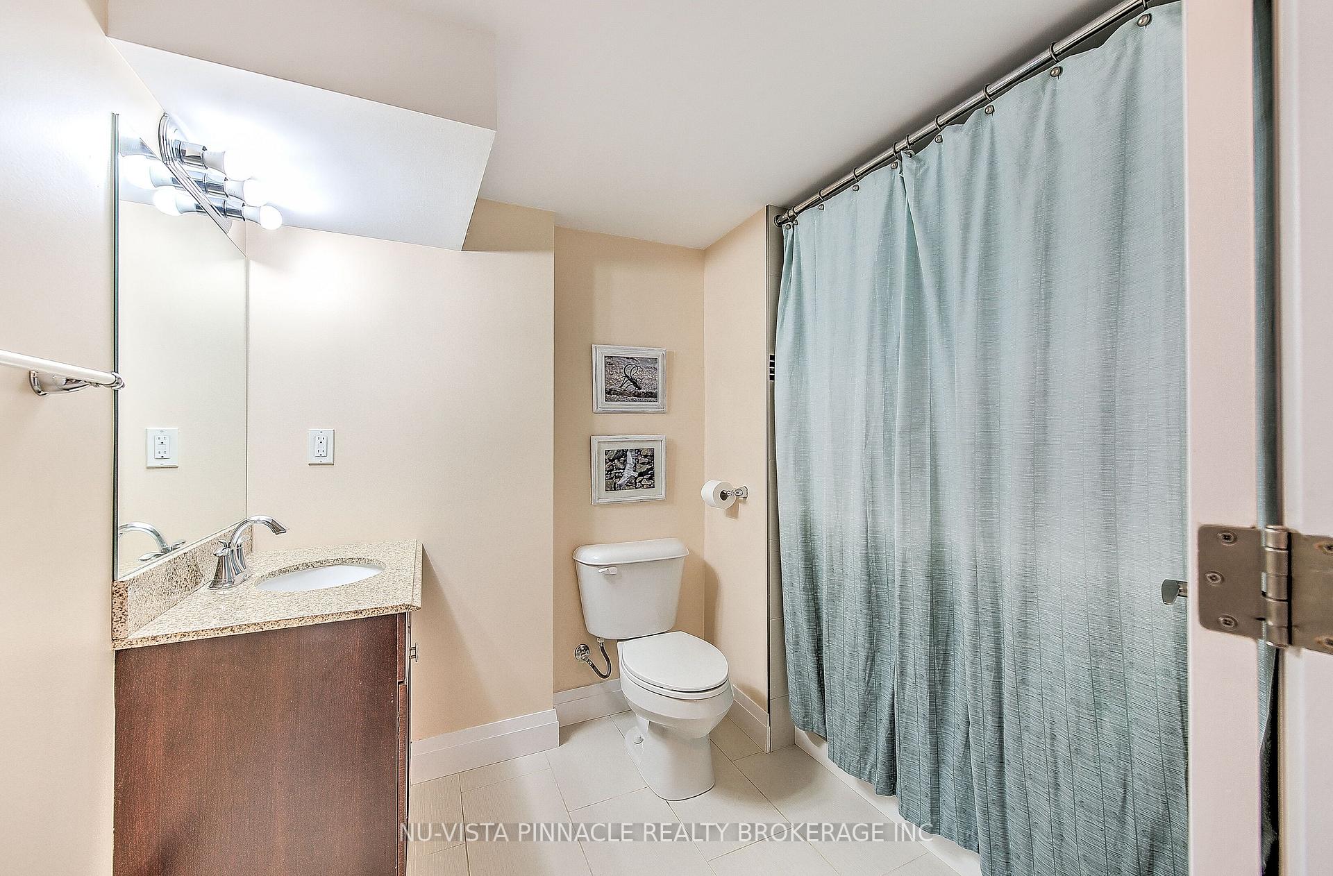 Photo 42 of 738 Hickoryridge Common, London, North R — HOMEH