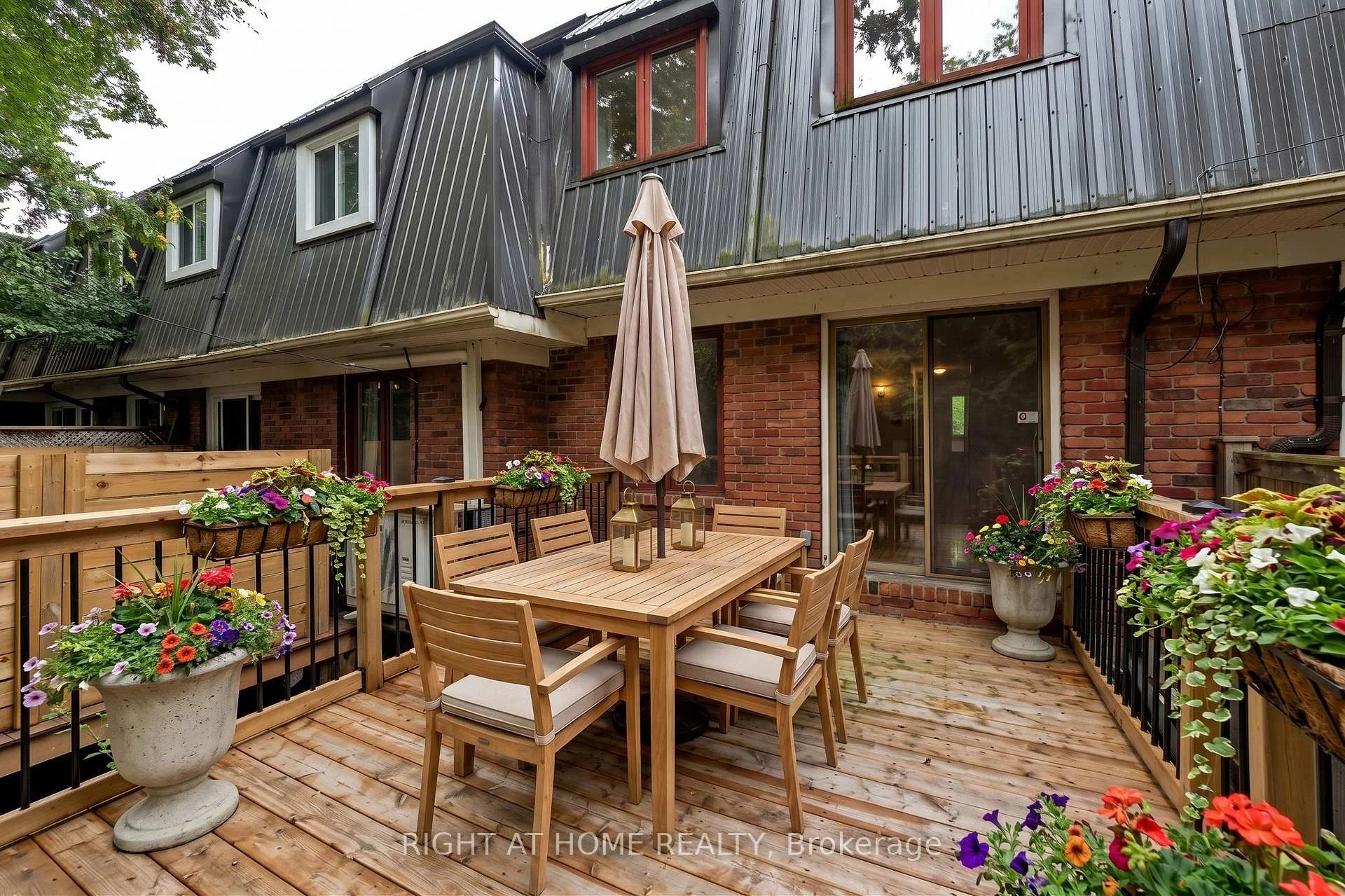 Photo 33 of 9 Marco Lane, Ottawa, Ottawa Centre — HOMEH
