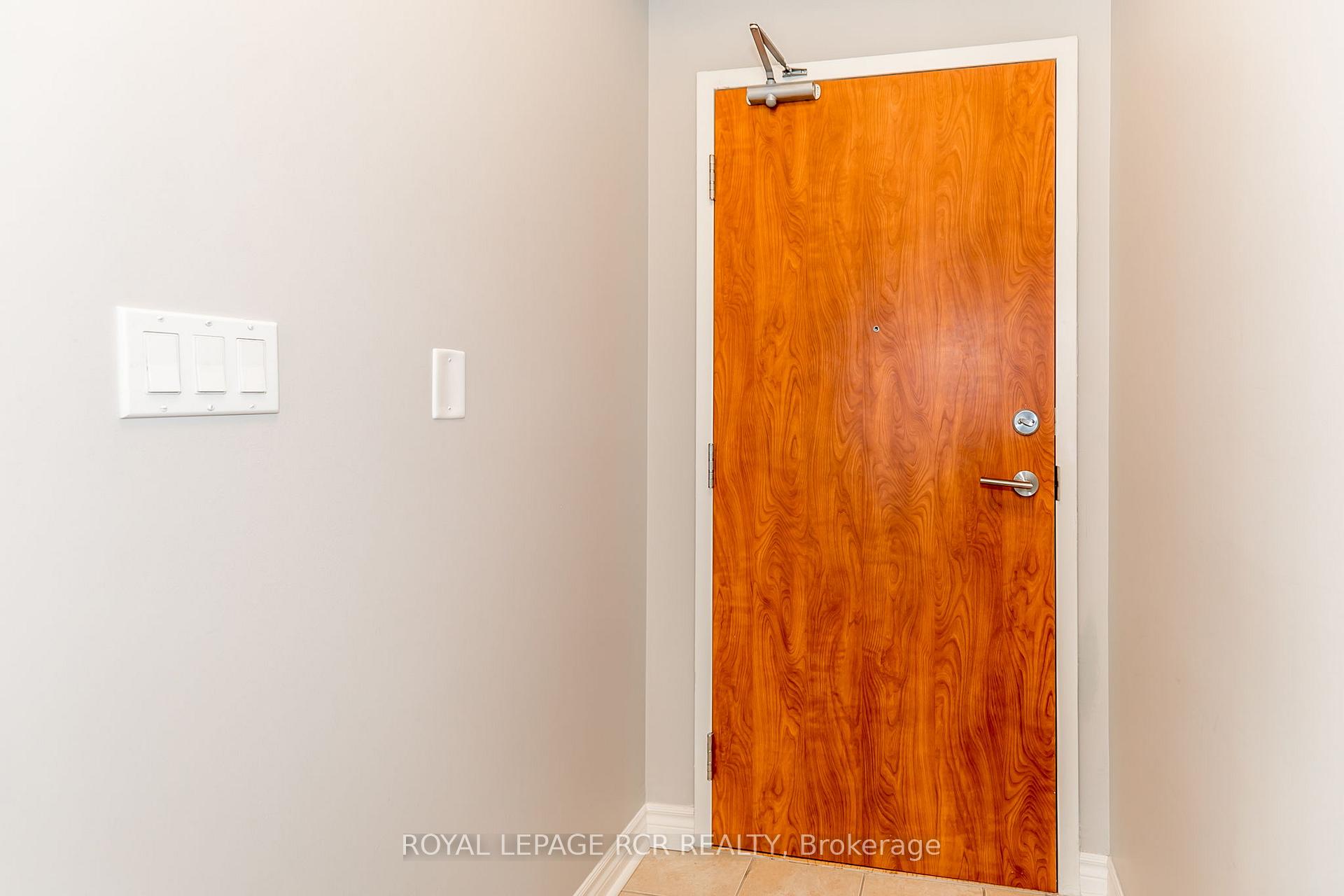 Photo 5 of Unit 608, 699 Aberdeen Boulevard, Midland — HOMEH
