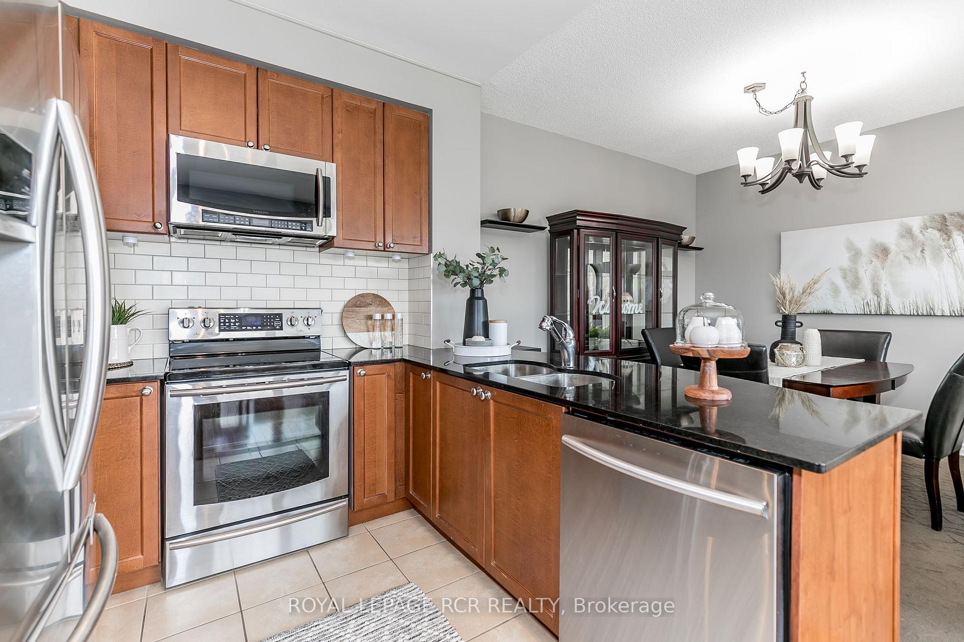 Photo 7 of Unit 608, 699 Aberdeen Boulevard, Midland — HOMEH