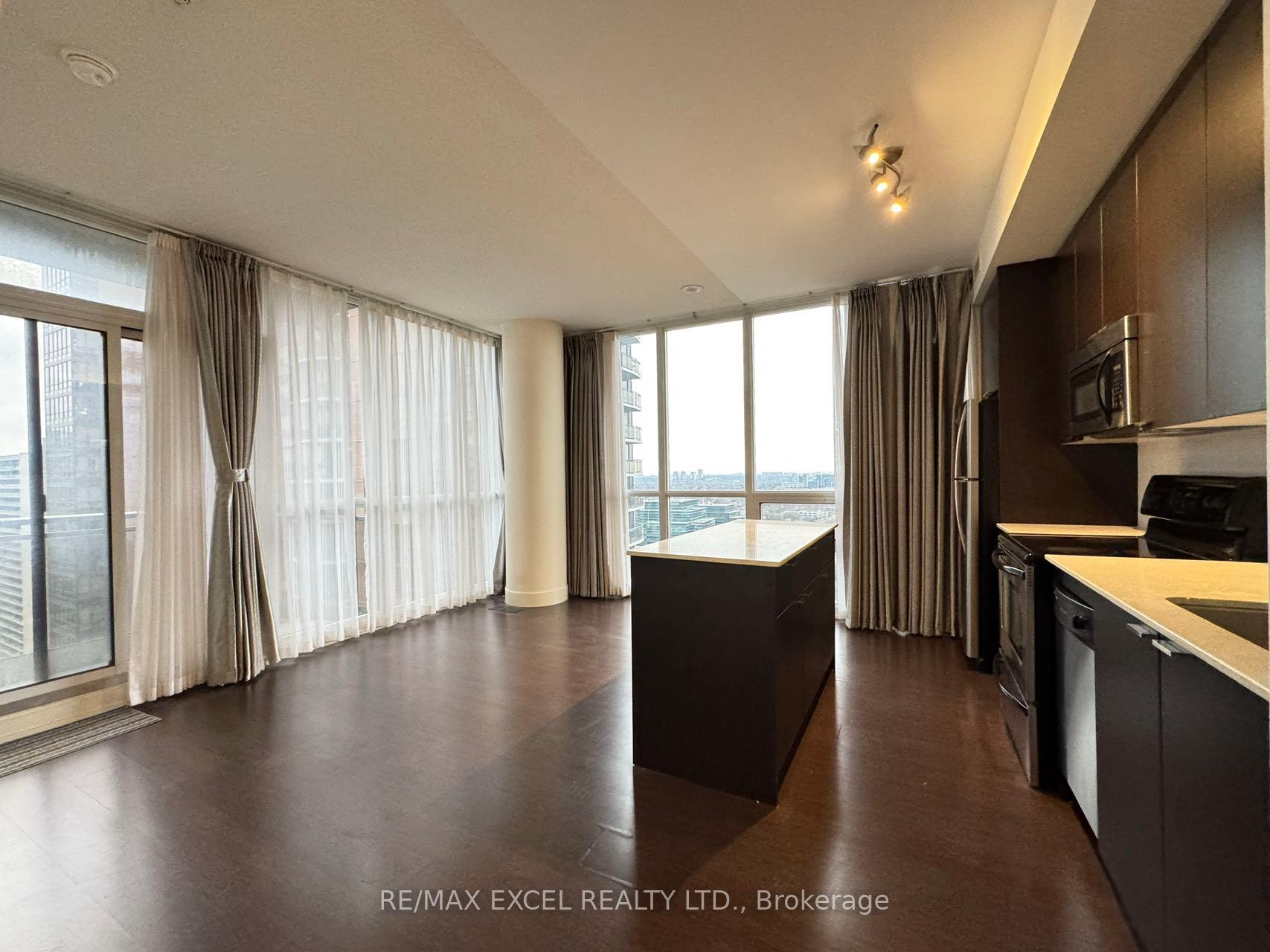 Photo 4 of Unit 2604, 23 Sheppard Avenue E, North York, Willowdale East — HOMEH