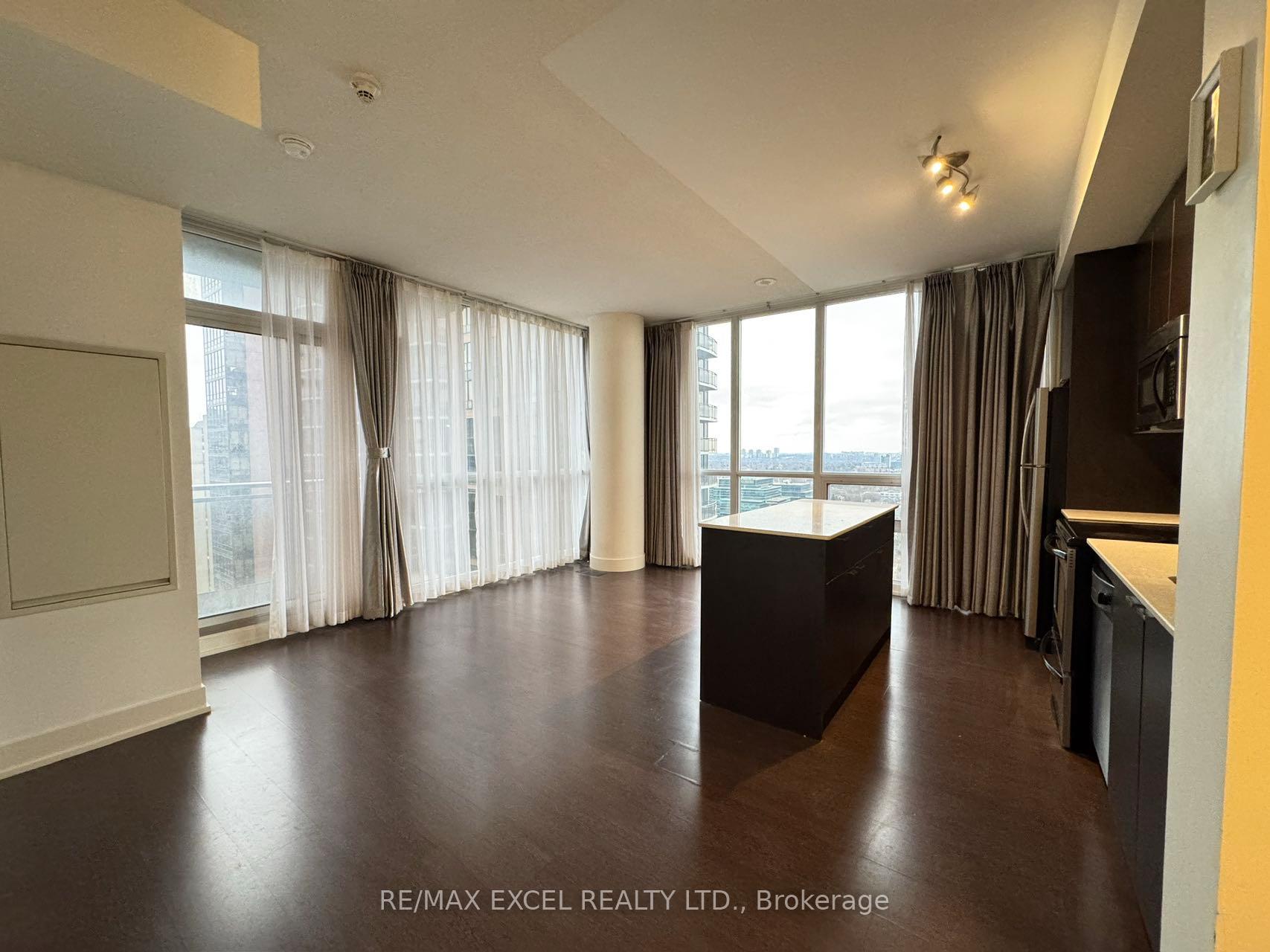 Photo 6 of Unit 2604, 23 Sheppard Avenue E, North York, Willowdale East — HOMEH