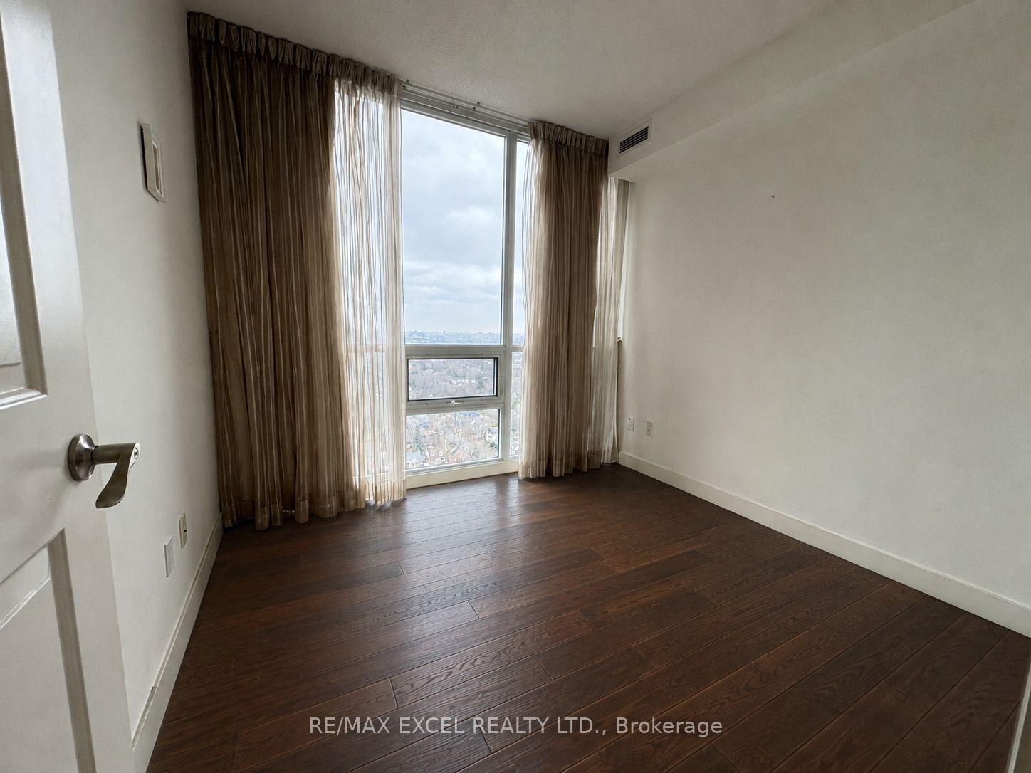 Photo 17 of Unit 2604, 23 Sheppard Avenue E, North York, Willowdale East — HOMEH