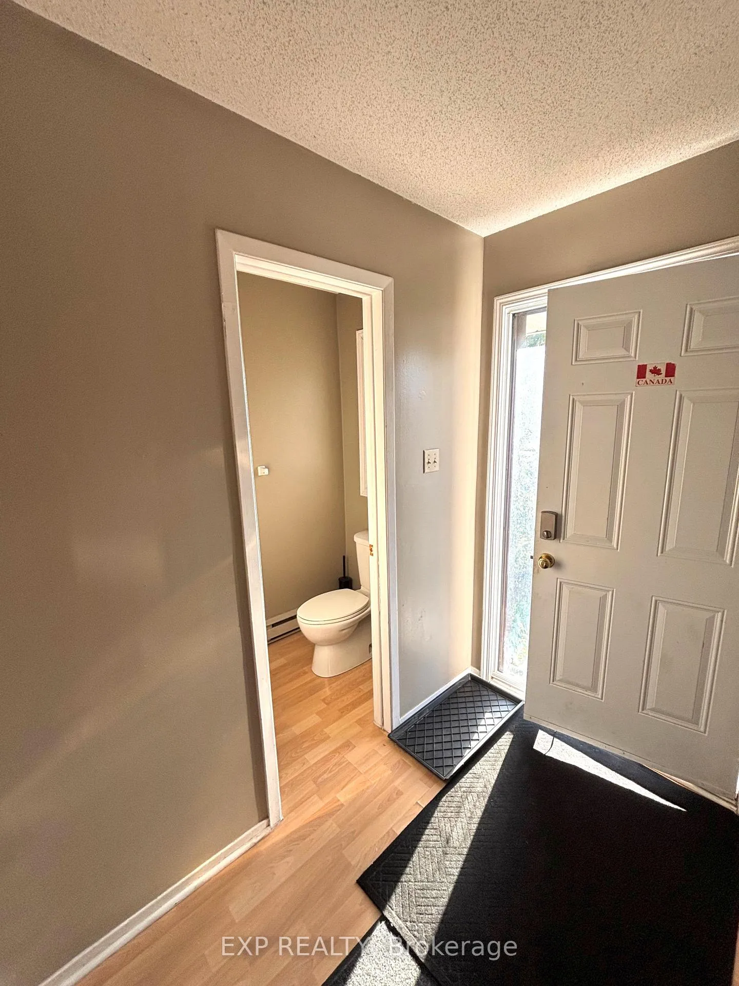 Photo 2 of Unit 10, 41 Pixley Private, Ottawa, Riverview Park — HOMEH