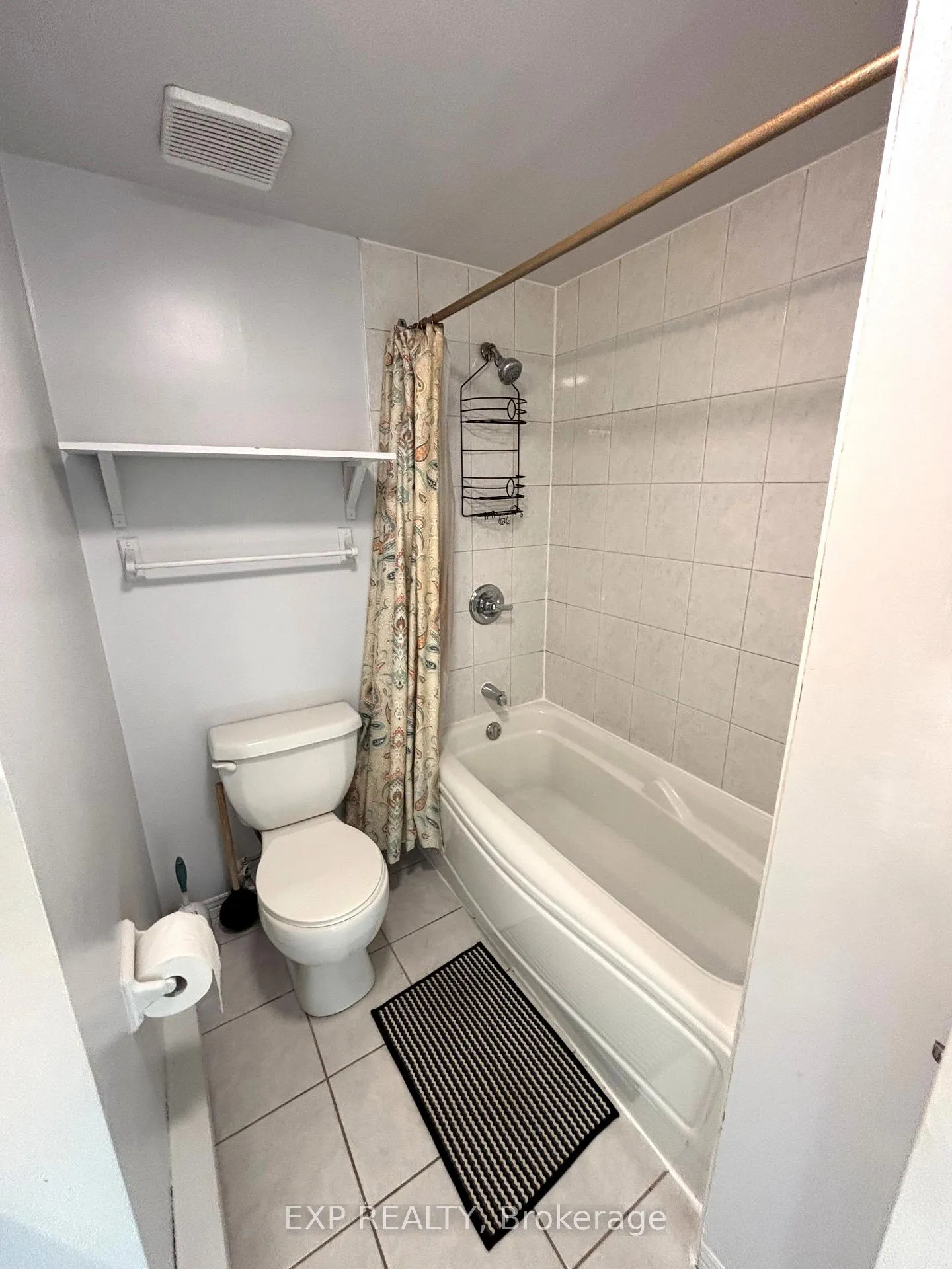 Photo 10 of Unit 10, 41 Pixley Private, Ottawa, Riverview Park — HOMEH