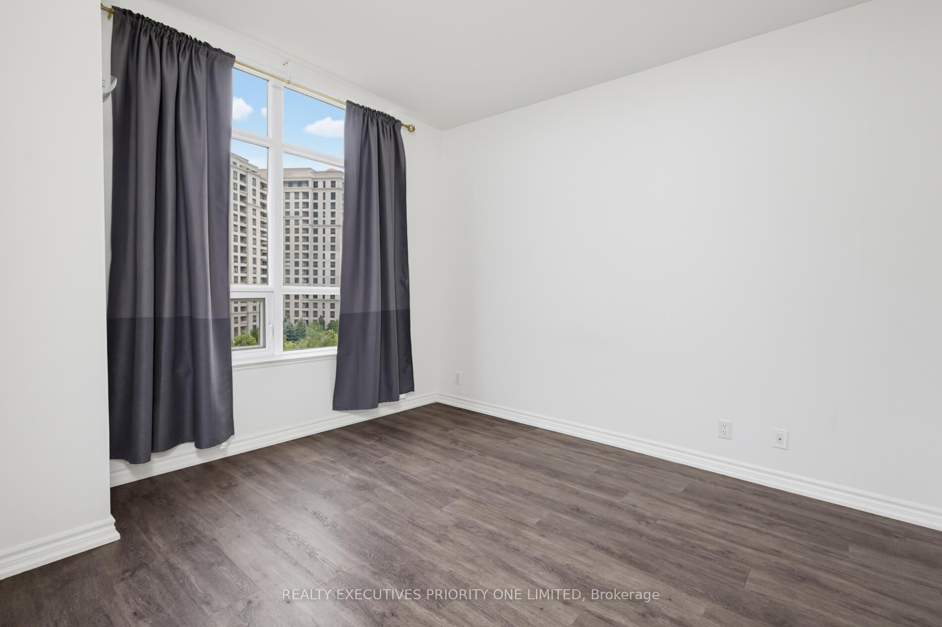 Photo 16 of Unit 605, 9225 Jane Street, Vaughan, Maple — HOMEH