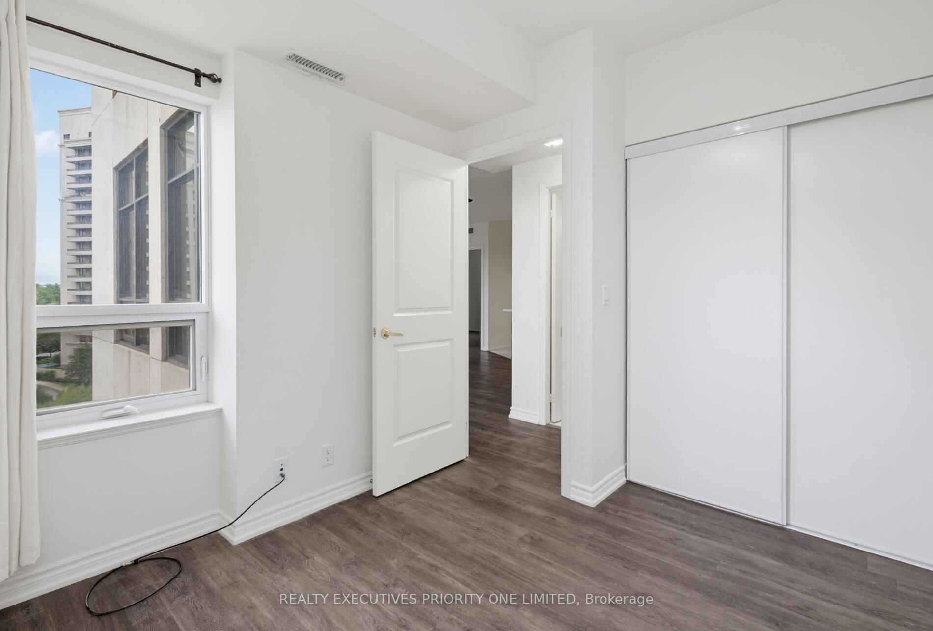 Photo 23 of Unit 605, 9225 Jane Street, Vaughan, Maple — HOMEH