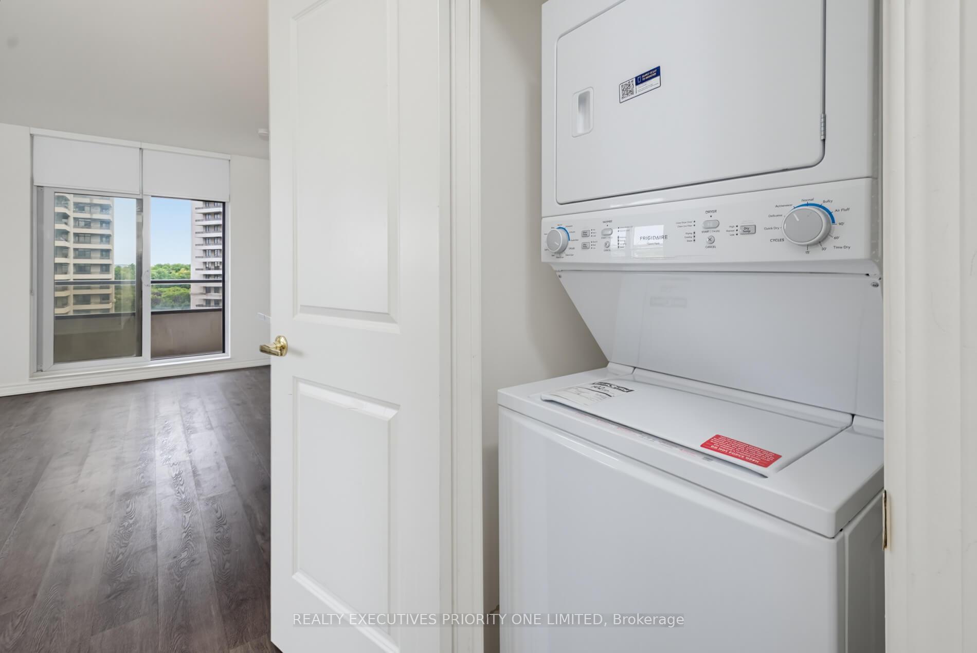 Photo 25 of Unit 605, 9225 Jane Street, Vaughan, Maple — HOMEH