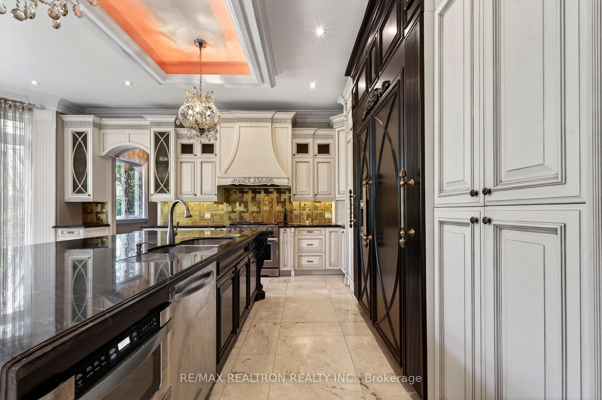 Photo 15 of 30 Thornlea Road, Markham, Thornhill — HOMEH