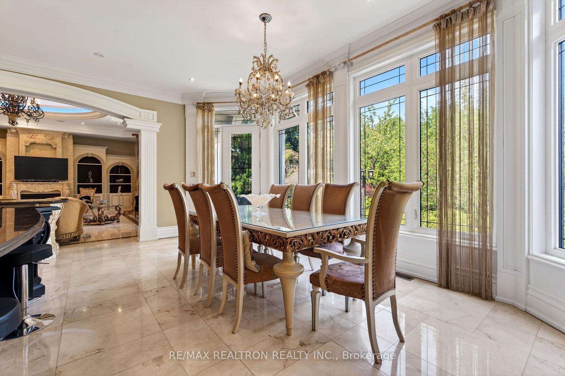 Photo 17 of 30 Thornlea Road, Markham, Thornhill — HOMEH