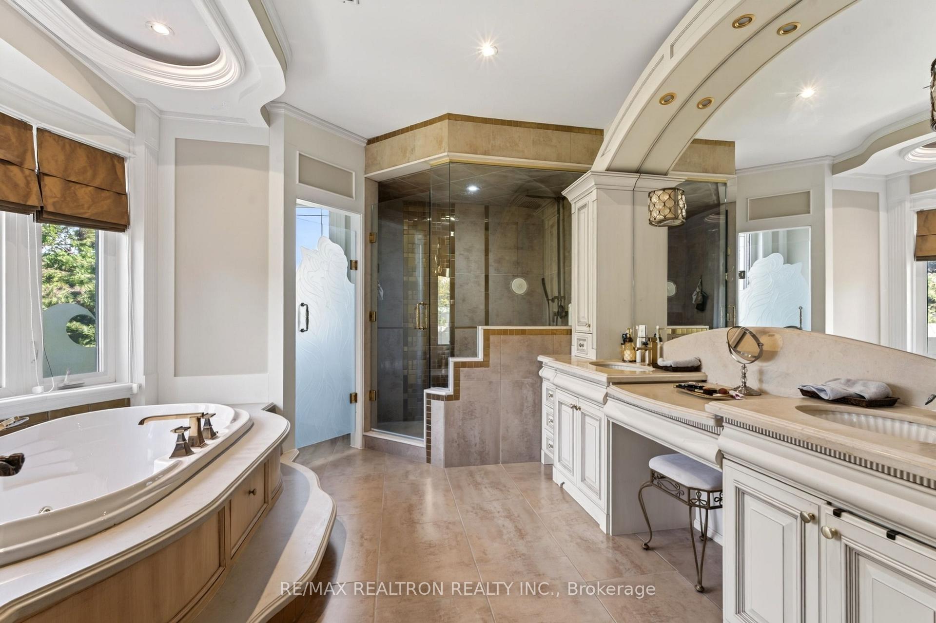 Photo 26 of 30 Thornlea Road, Markham, Thornhill — HOMEH