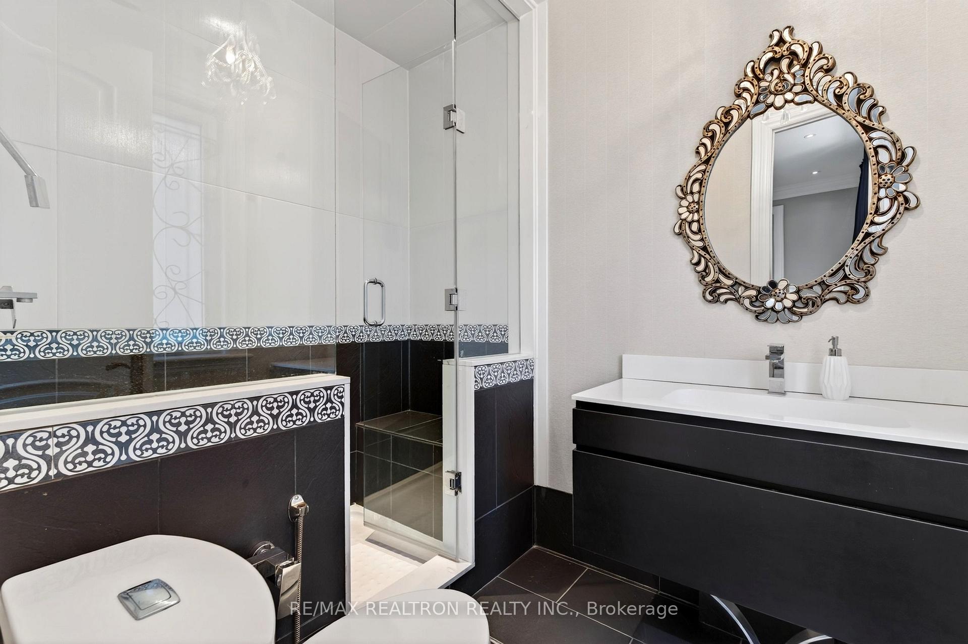 Photo 31 of 30 Thornlea Road, Markham, Thornhill — HOMEH