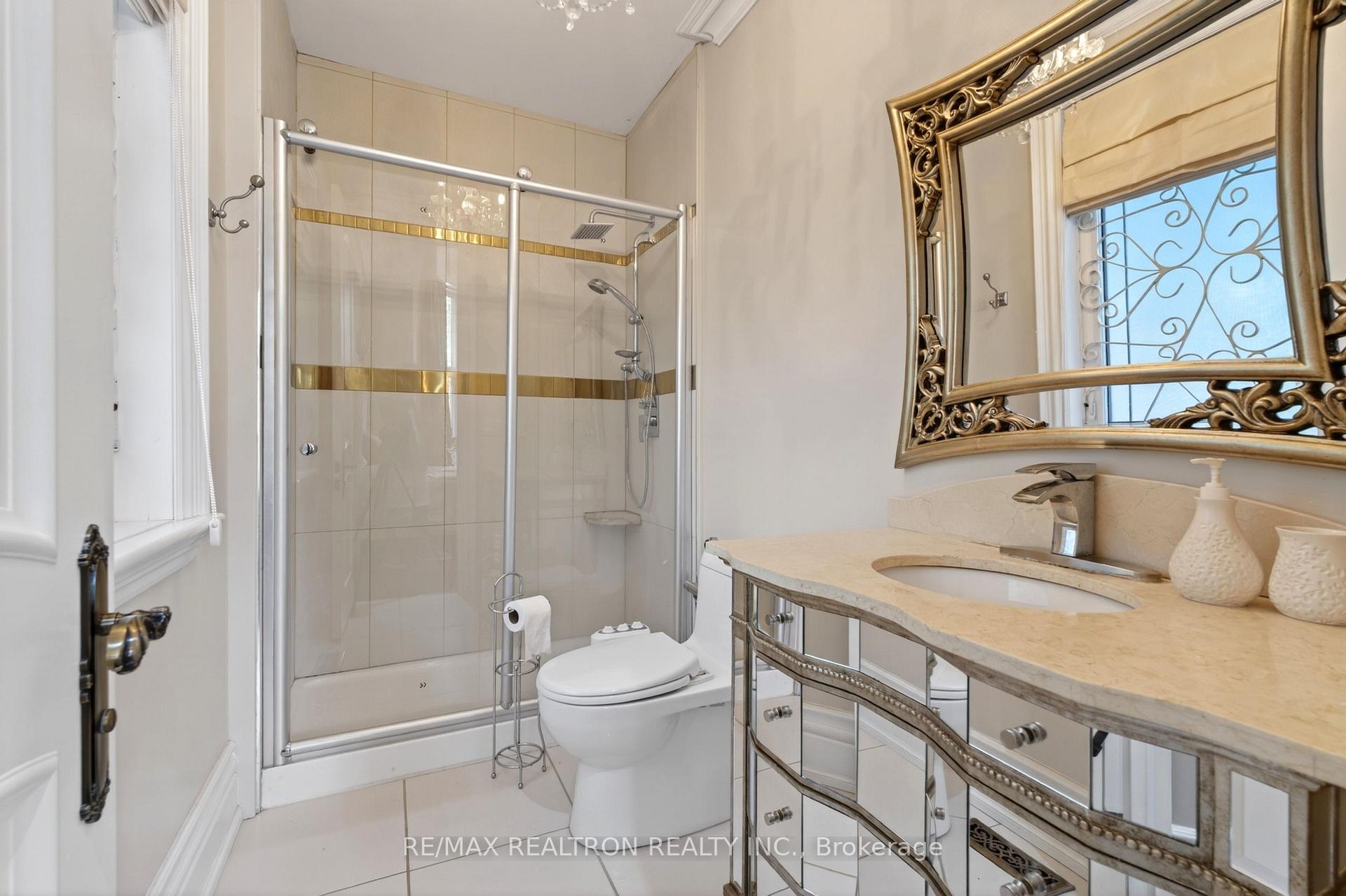 Photo 33 of 30 Thornlea Road, Markham, Thornhill — HOMEH