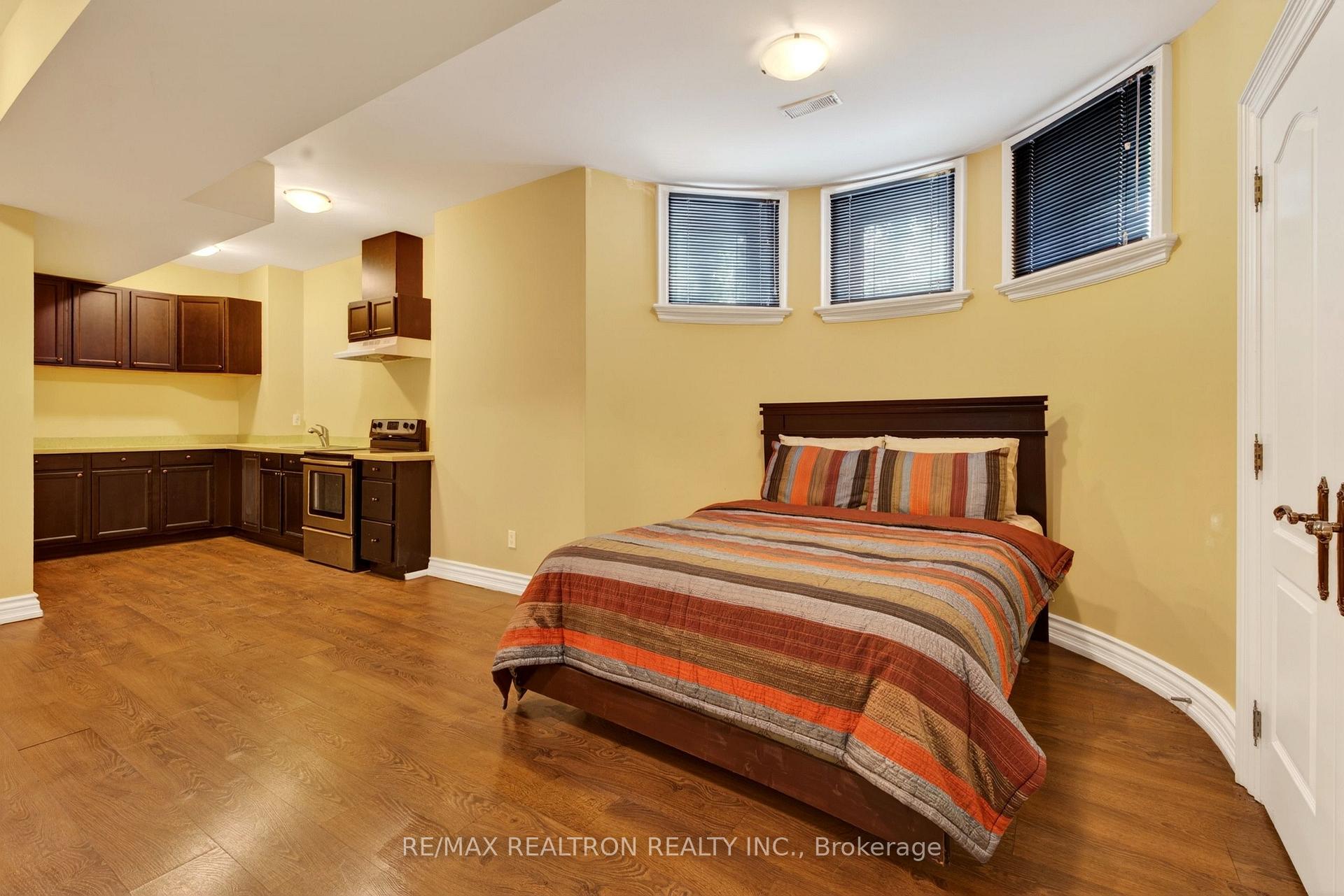 Photo 44 of 30 Thornlea Road, Markham, Thornhill — HOMEH