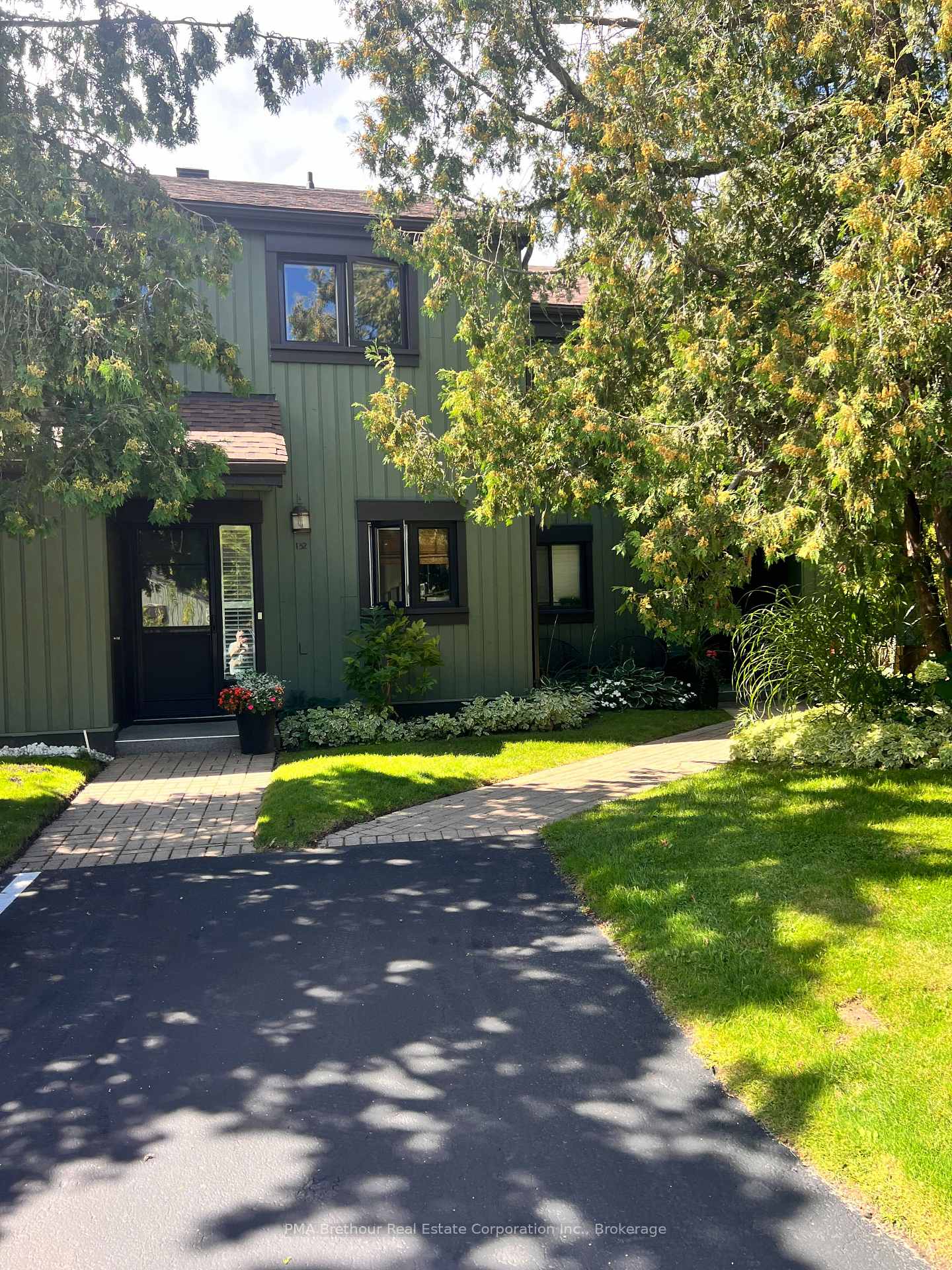 Photo 1 of Unit 12, 152 Escarpment Crescent, Collingwood — HOMEH