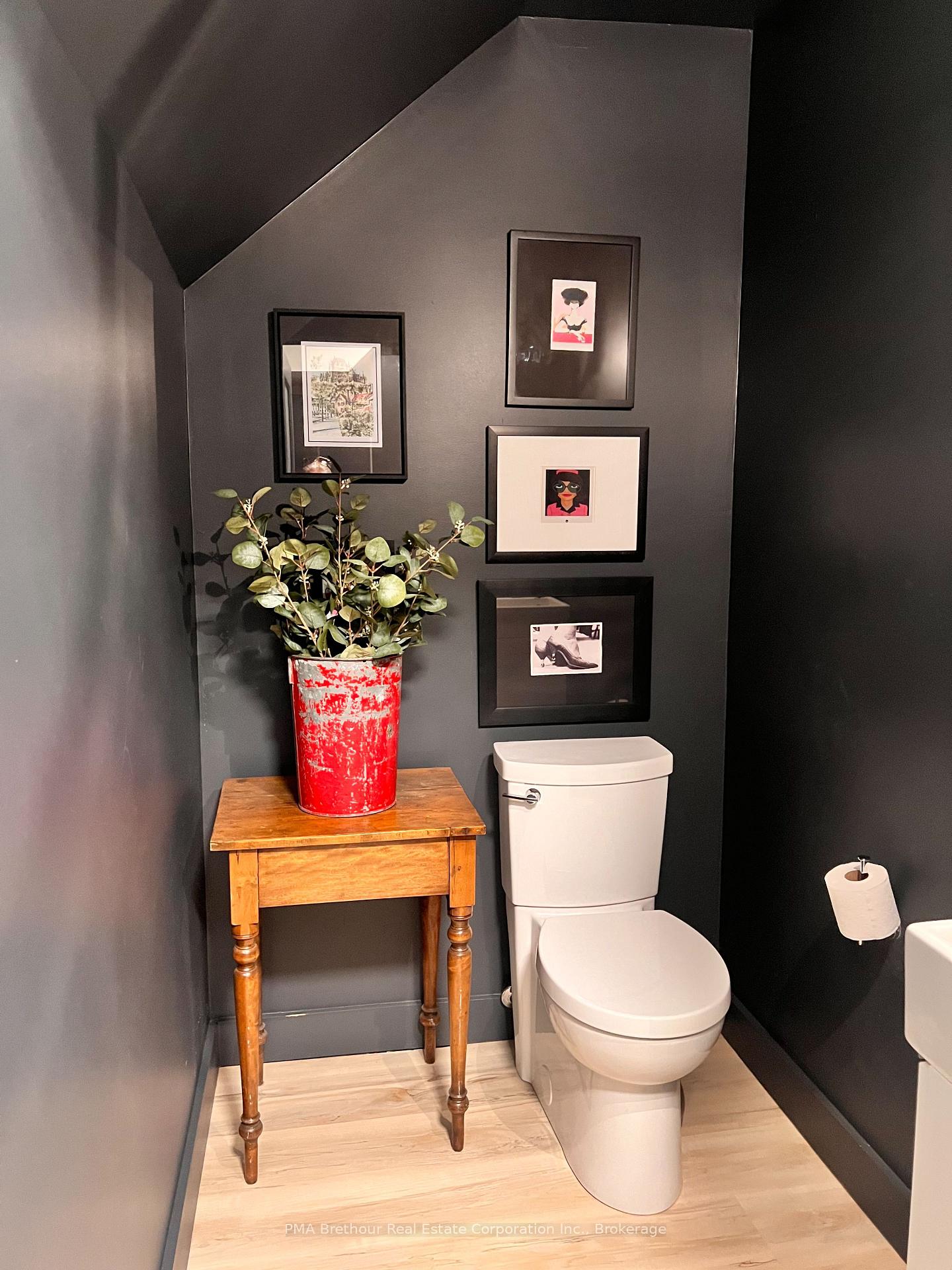 Photo 15 of Unit 12, 152 Escarpment Crescent, Collingwood — HOMEH
