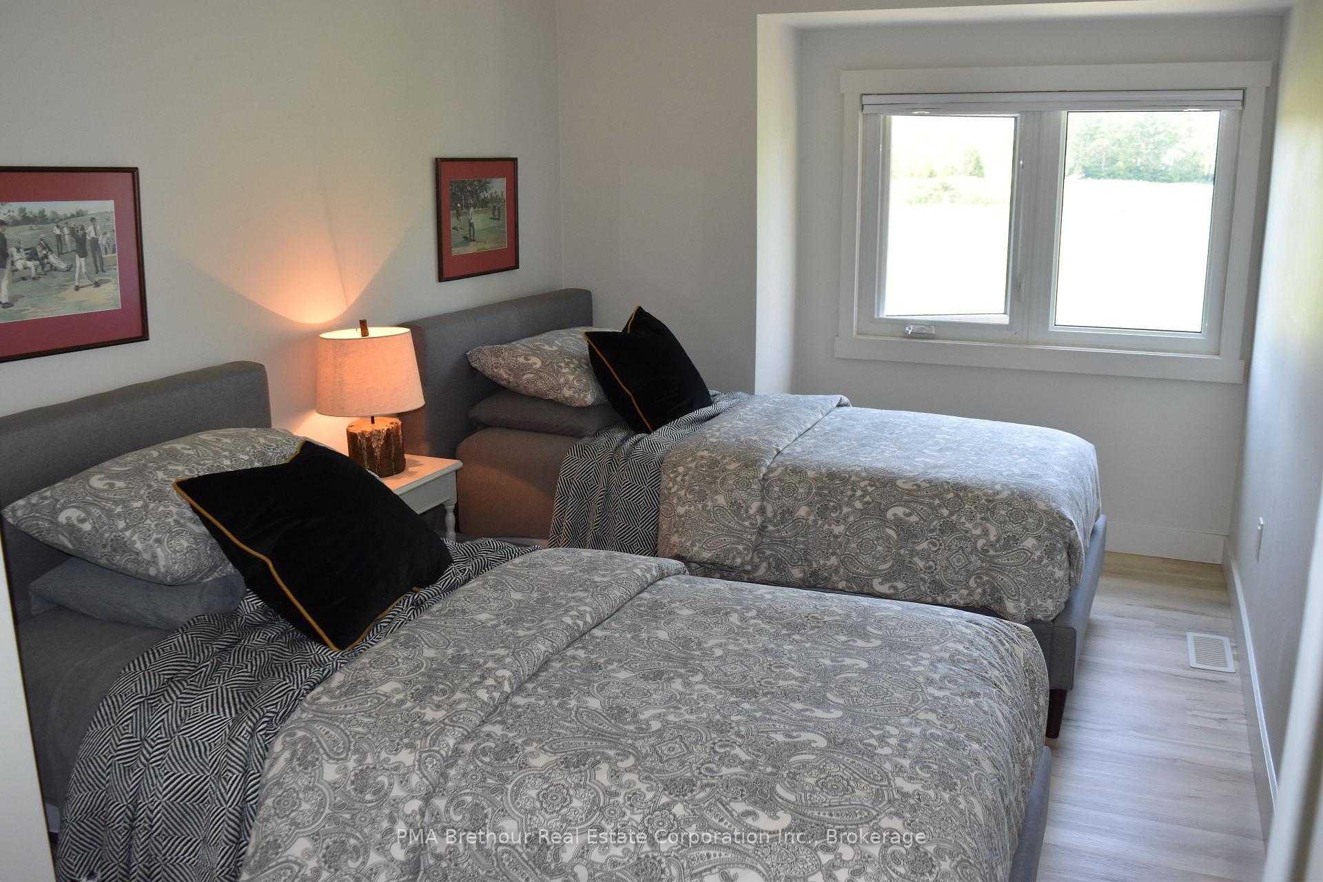 Photo 27 of Unit 12, 152 Escarpment Crescent, Collingwood — HOMEH