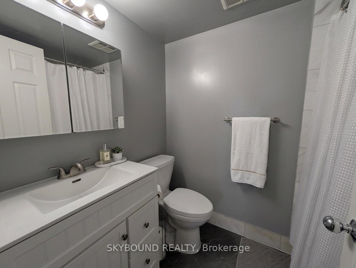 Photo 35 of Unit 1803, 335 Webb Drive, Mississauga, City Centre — HOMEH