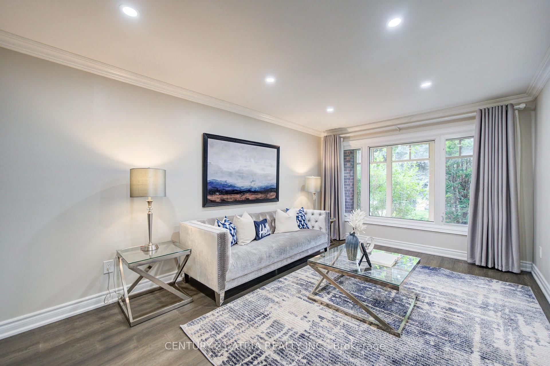 Photo 6 of 47 Coledale Road, Markham, Unionville — HOMEH