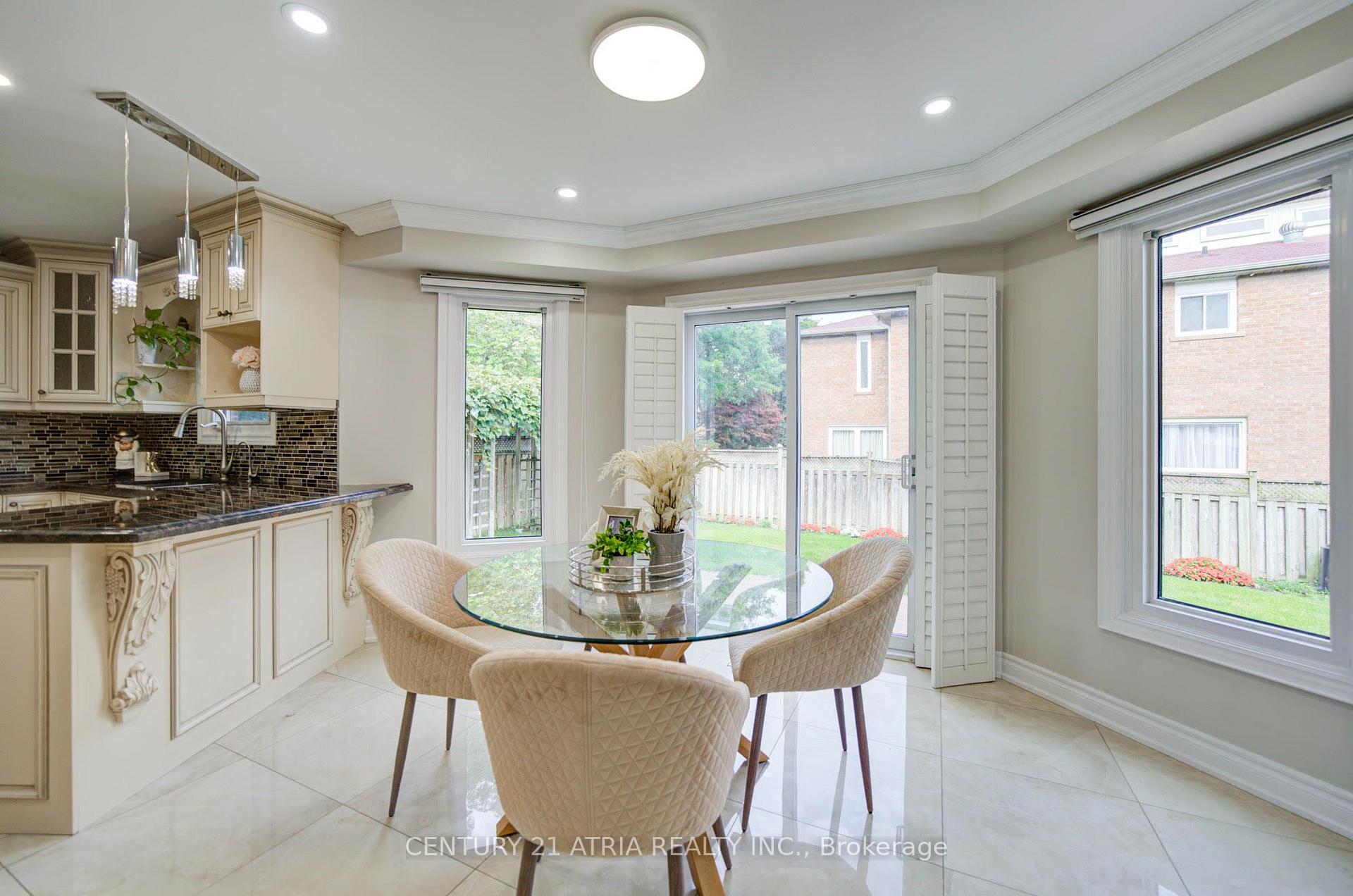 Photo 16 of 47 Coledale Road, Markham, Unionville — HOMEH