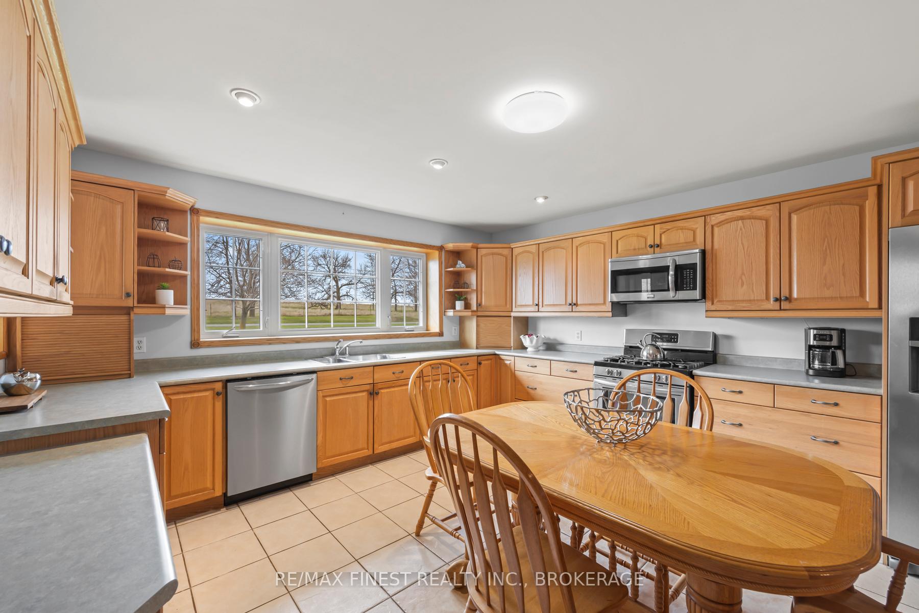 Photo 13 of 2800 Front Road, Loyalist, Amherst Island — HOMEH