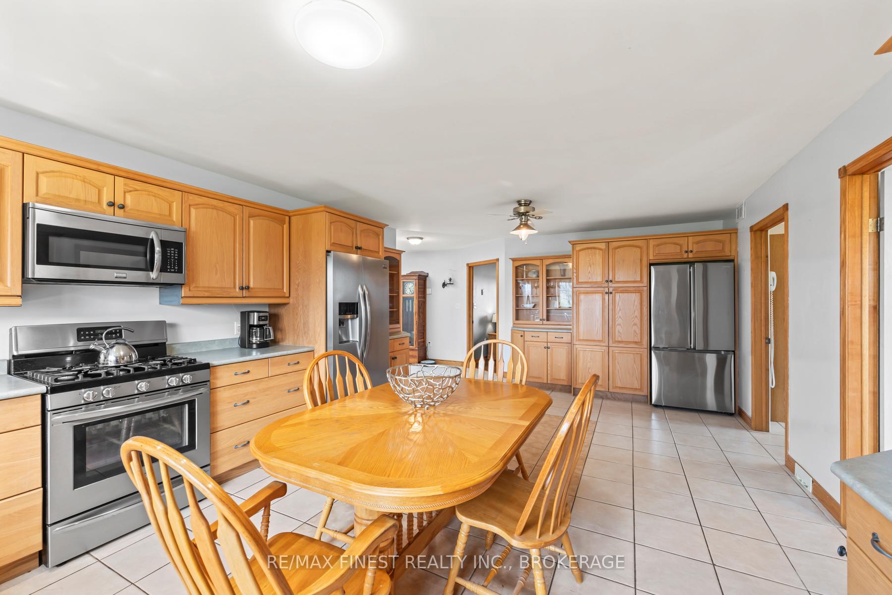 Photo 15 of 2800 Front Road, Loyalist, Amherst Island — HOMEH