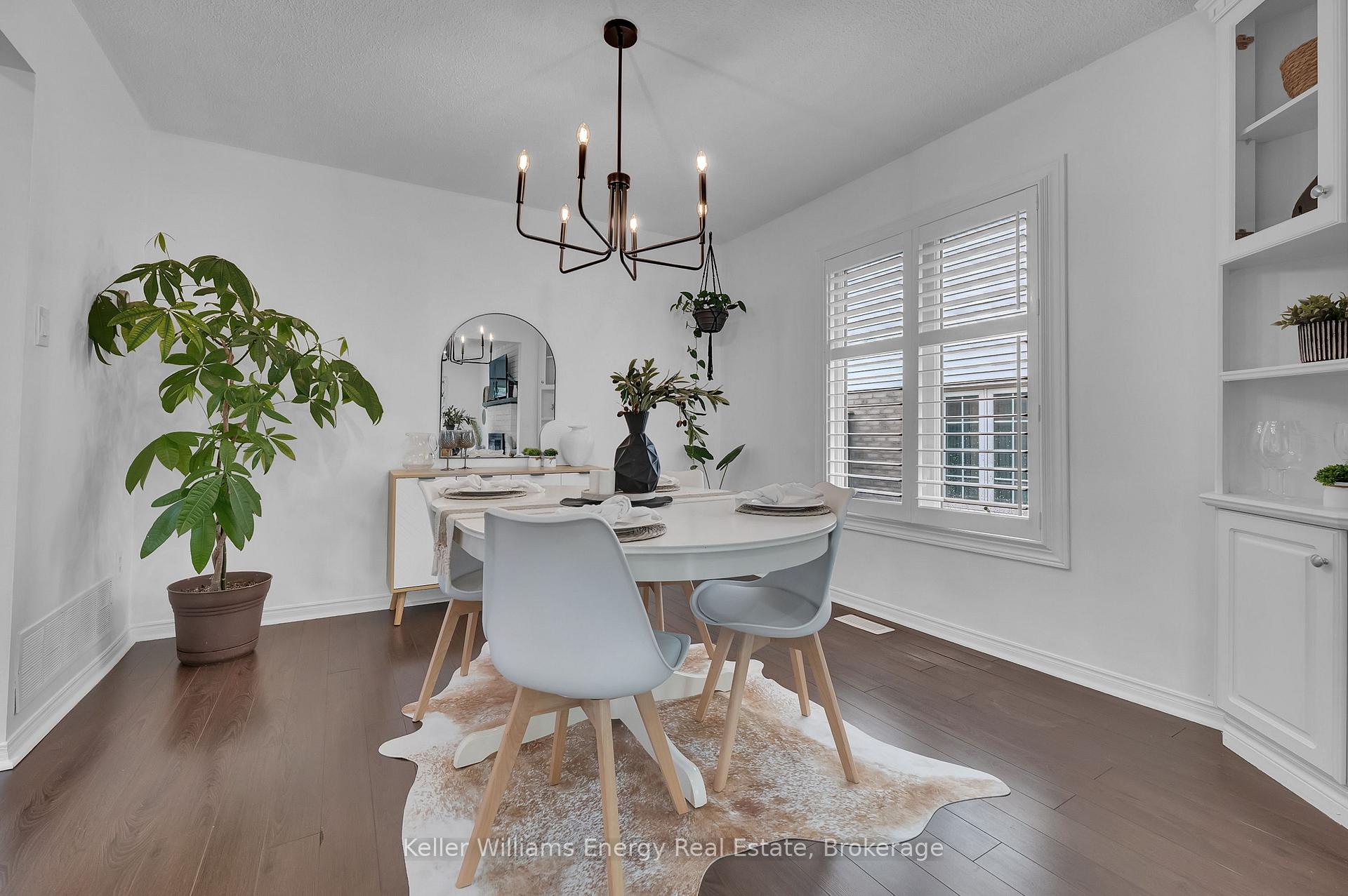 Photo 13 of 831 Lavis Street, Oshawa, Pinecrest — HOMEH