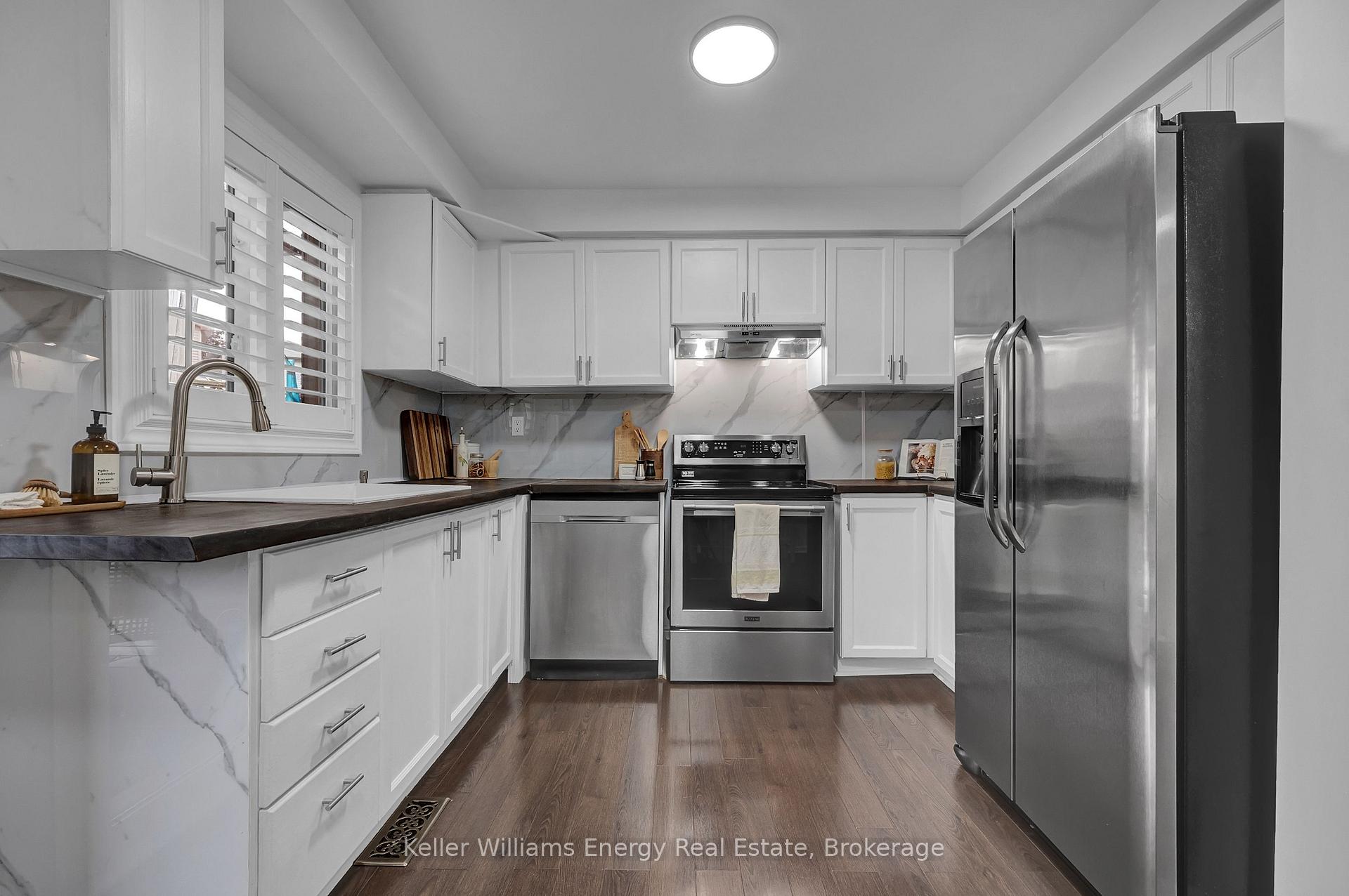 Photo 17 of 831 Lavis Street, Oshawa, Pinecrest — HOMEH
