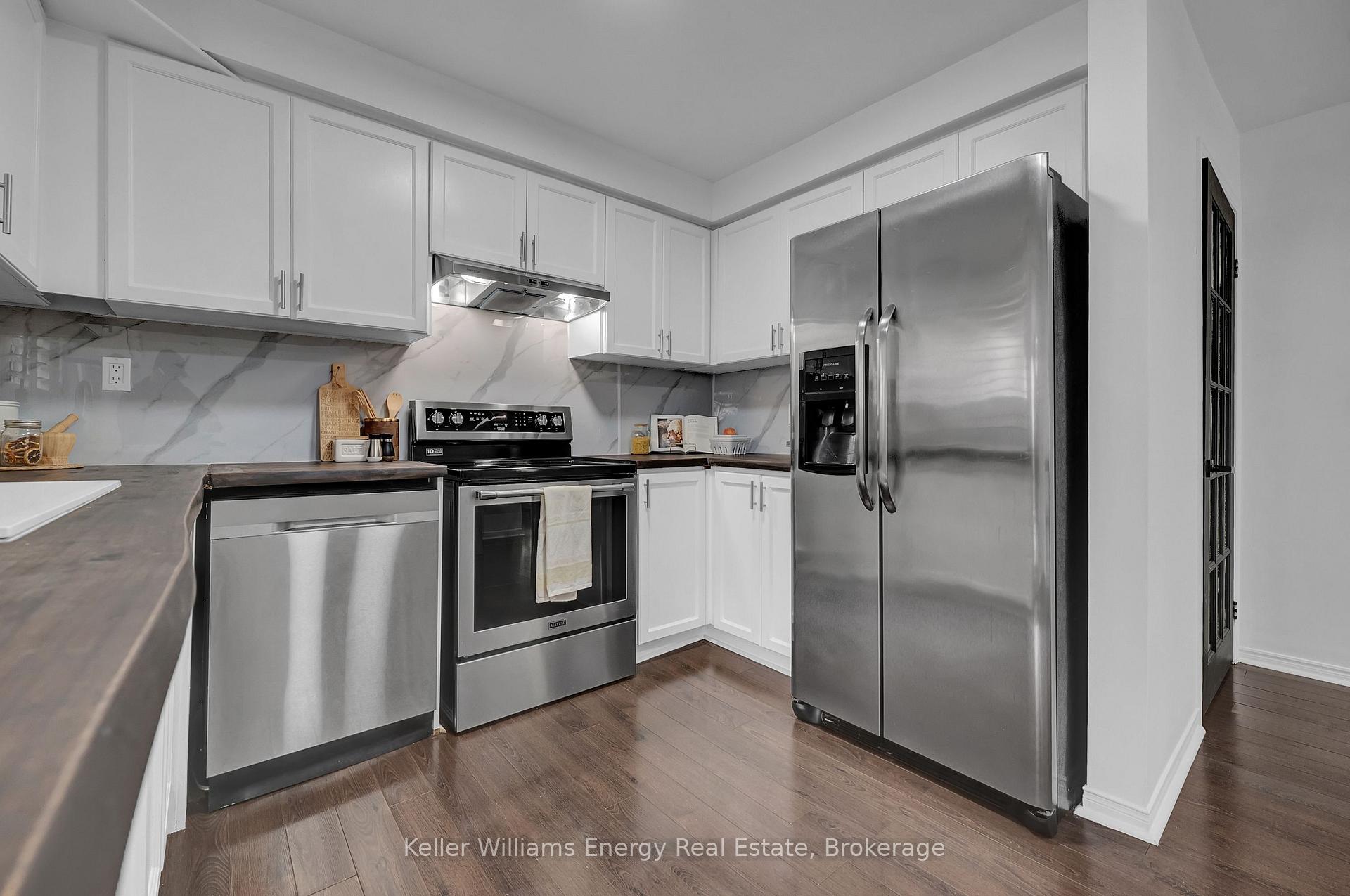 Photo 20 of 831 Lavis Street, Oshawa, Pinecrest — HOMEH
