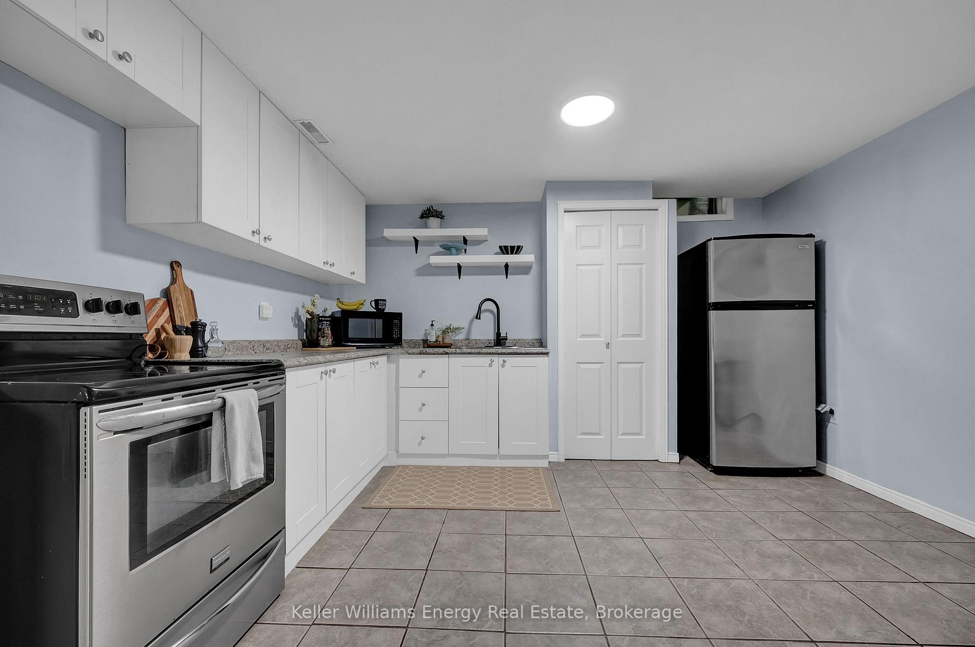 Photo 37 of 831 Lavis Street, Oshawa, Pinecrest — HOMEH