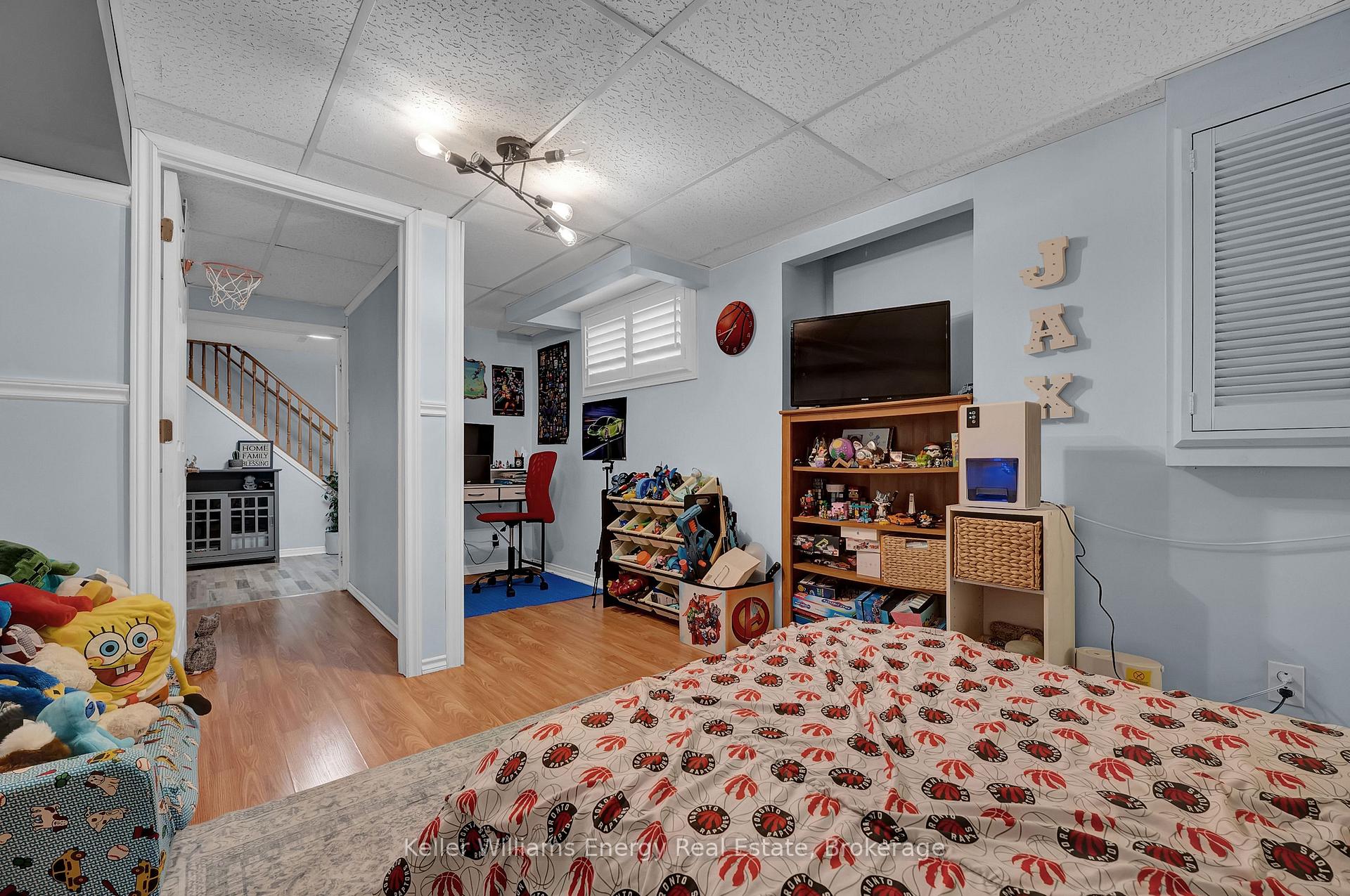 Photo 43 of 831 Lavis Street, Oshawa, Pinecrest — HOMEH