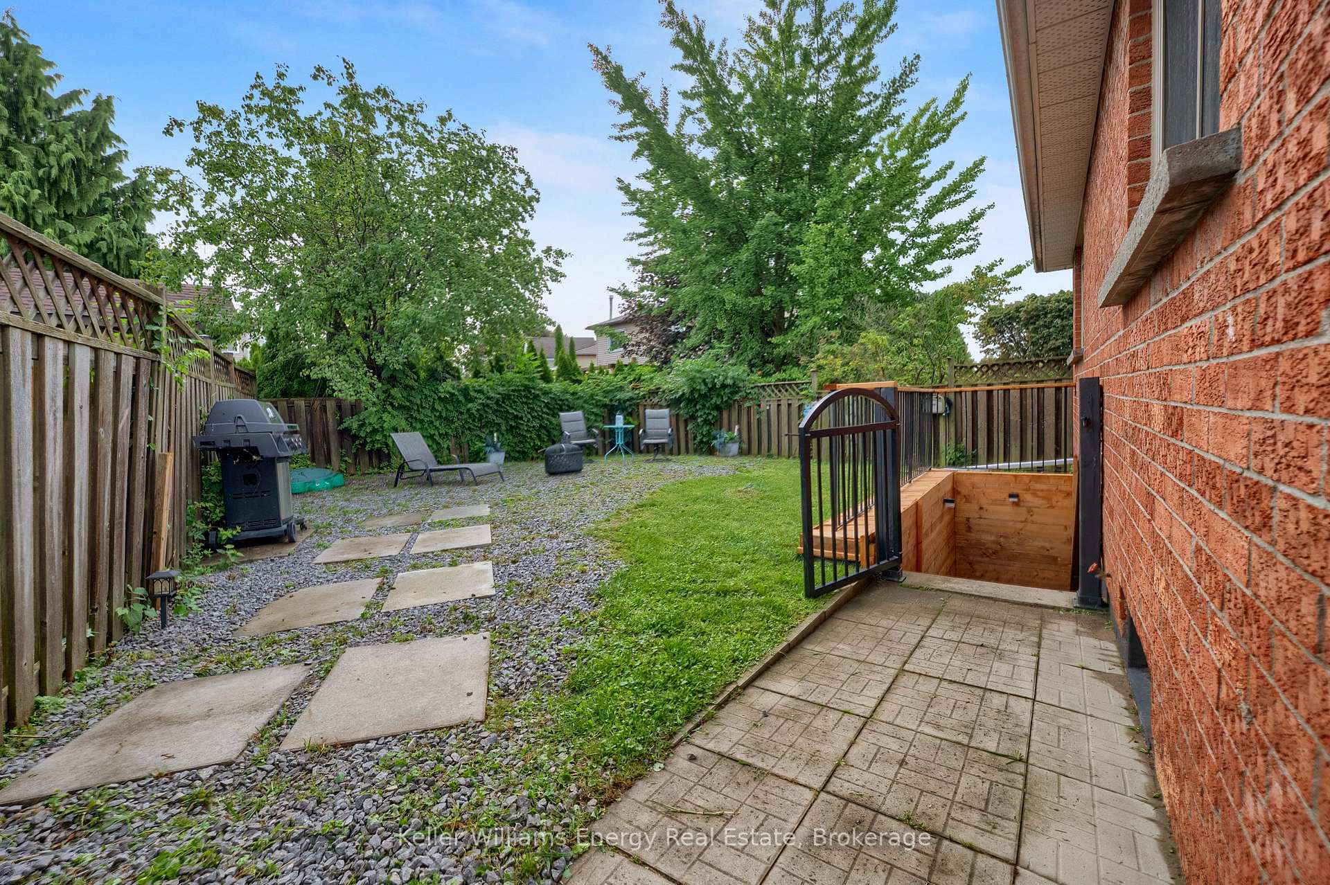 Photo 45 of 831 Lavis Street, Oshawa, Pinecrest — HOMEH