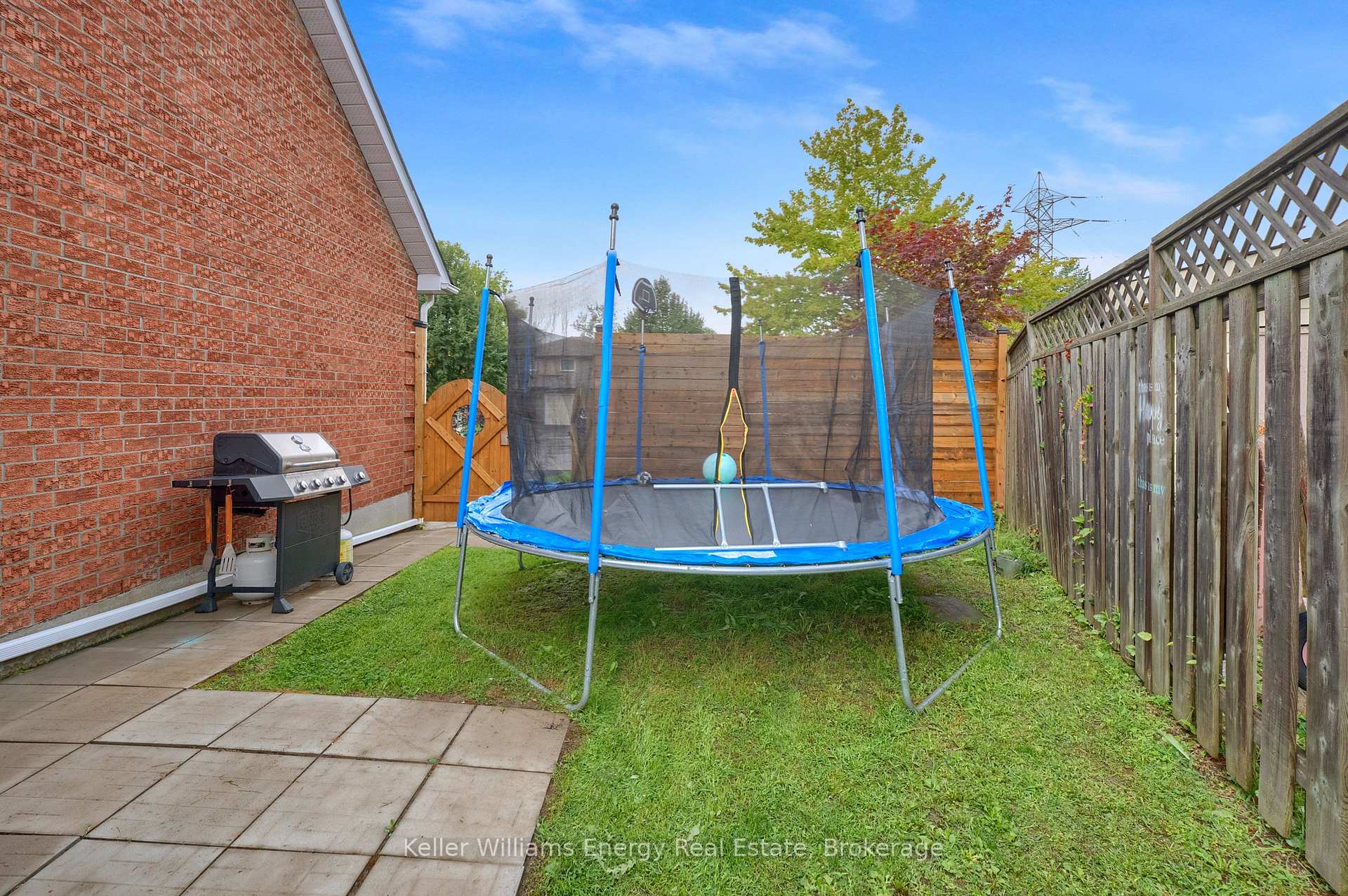 Photo 50 of 831 Lavis Street, Oshawa, Pinecrest — HOMEH