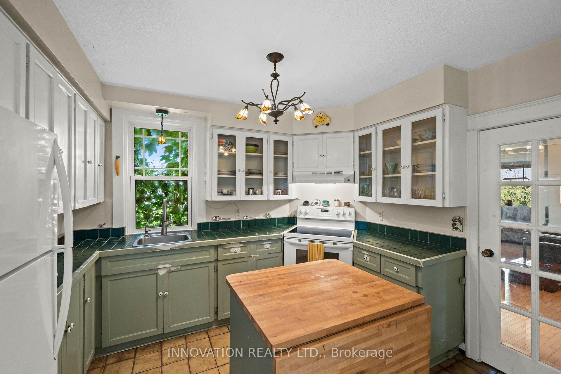 Photo 9 of 3133 Woodkilton Road, Ottawa, Dunrobin — HOMEH