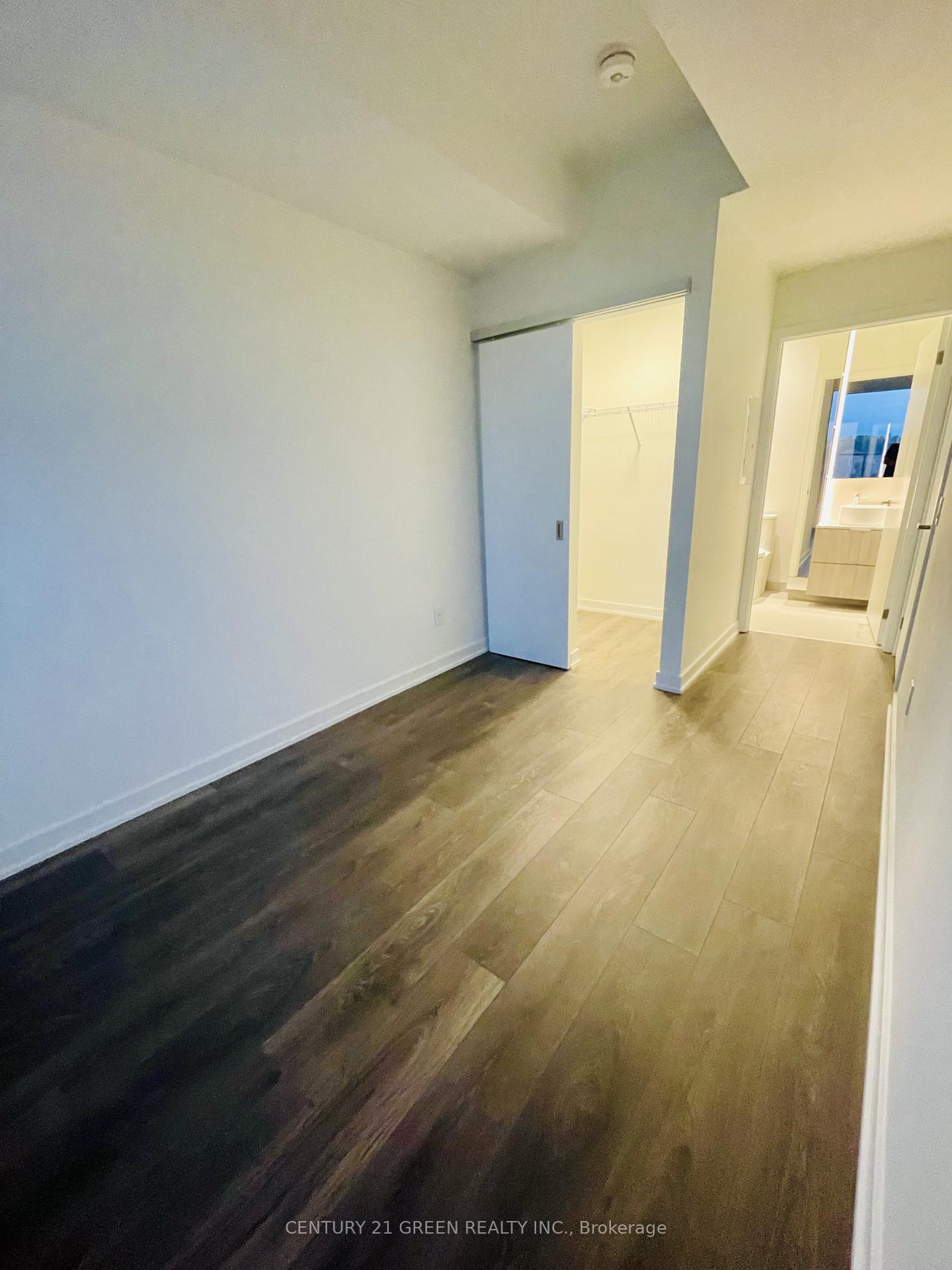 Photo 9 of Unit 206, 28 Ann Street, Mississauga, Port Credit — HOMEH