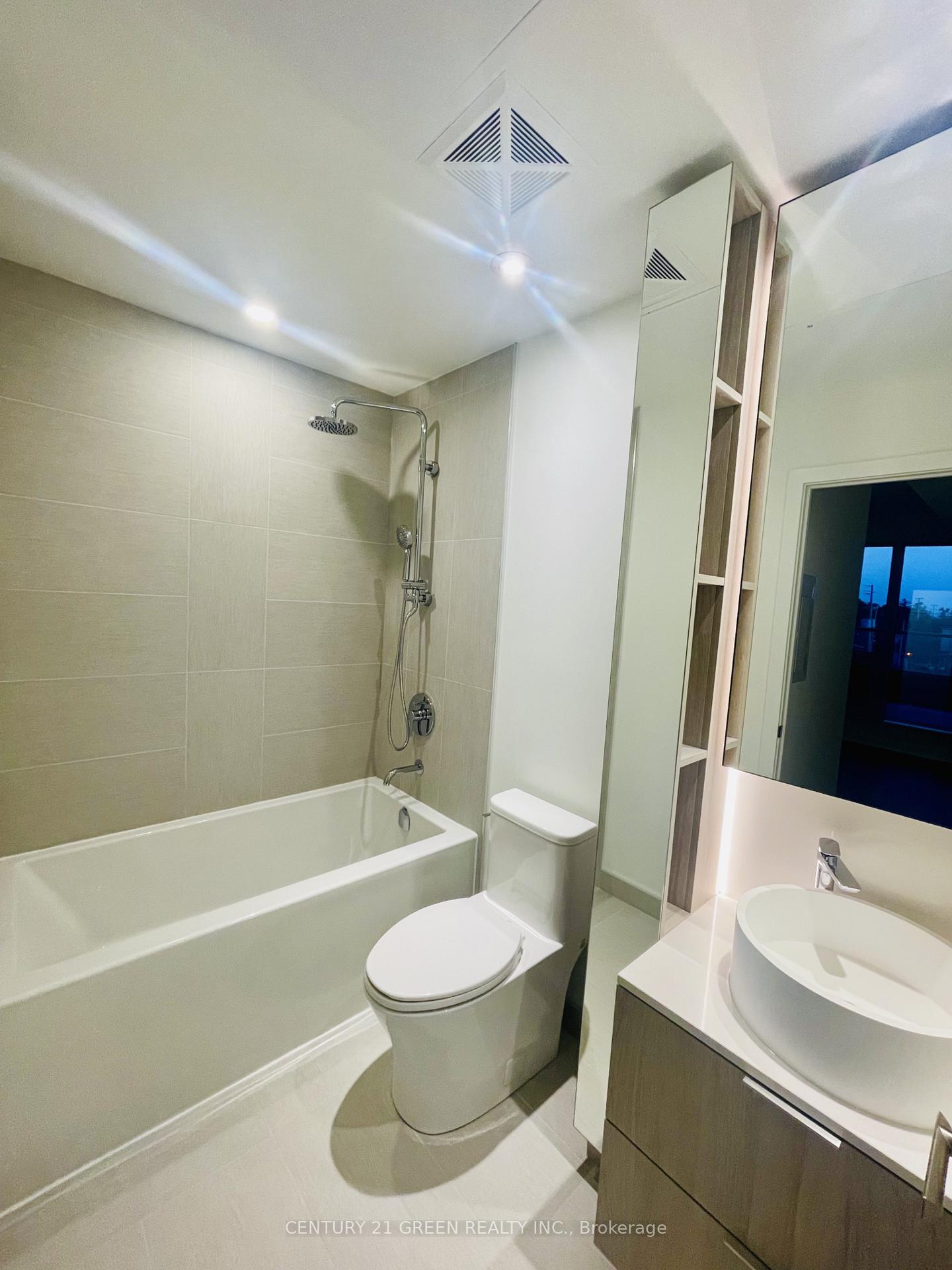 Photo 15 of Unit 206, 28 Ann Street, Mississauga, Port Credit — HOMEH