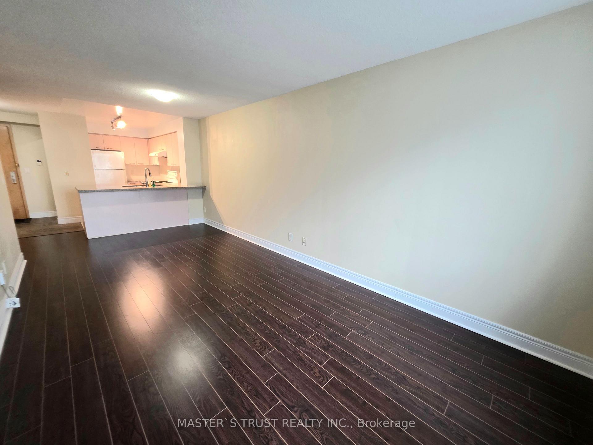 Photo 8 of Unit 522, 62 Suncrest Boulevard, Markham, Commerce Valley — HOMEH