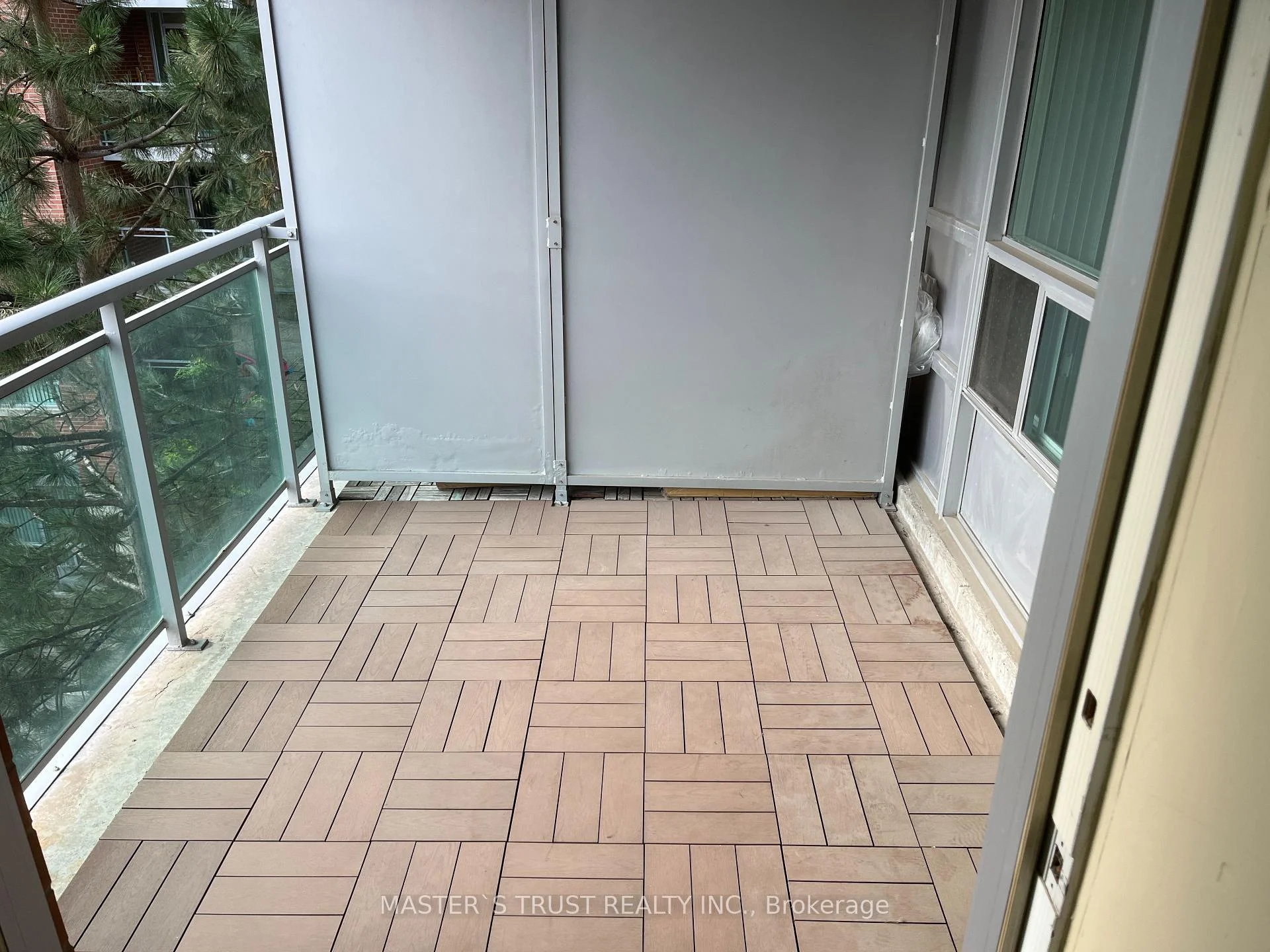 Photo 6 of Unit 522, 62 Suncrest Boulevard, Markham, Commerce Valley — HOMEH