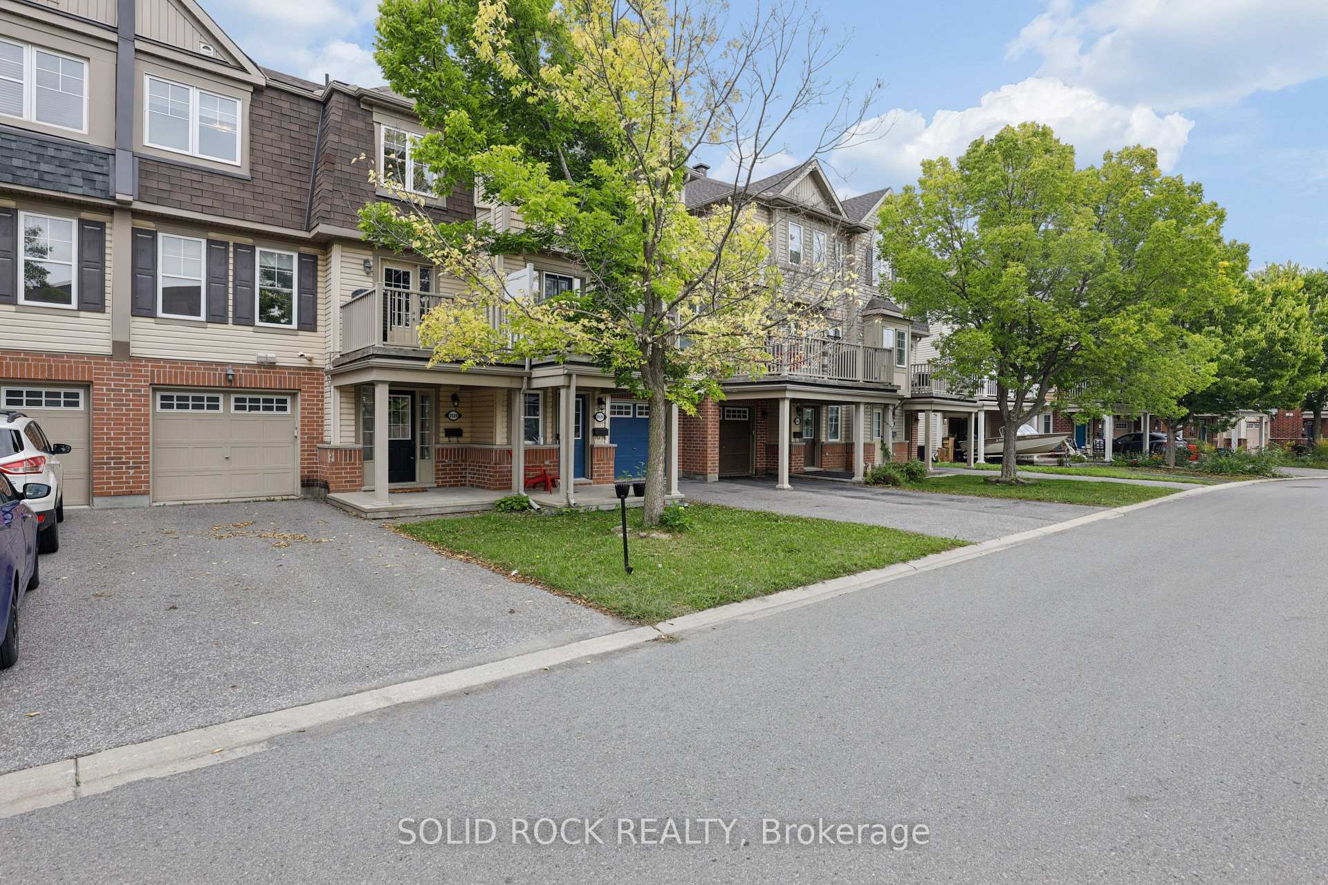 Photo 1 of 2529 Waterlilly Way, Ottawa, Barrhaven - Heritage Park — HOMEH