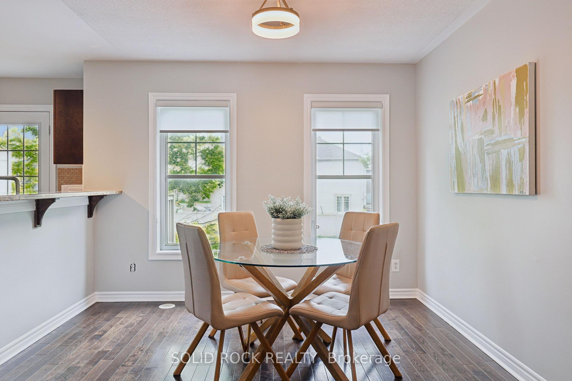 Photo 6 of 2529 Waterlilly Way, Ottawa, Barrhaven - Heritage Park — HOMEH