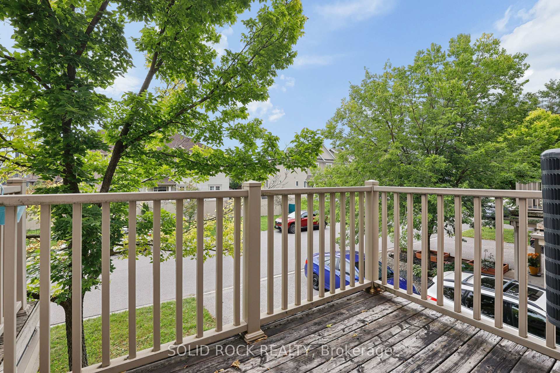 Photo 14 of 2529 Waterlilly Way, Ottawa, Barrhaven - Heritage Park — HOMEH