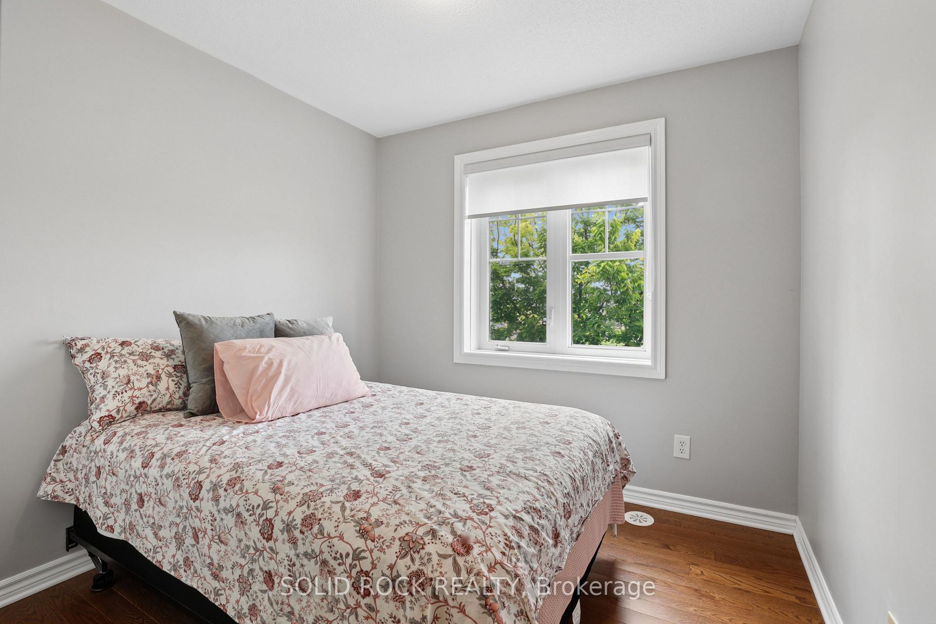 Photo 18 of 2529 Waterlilly Way, Ottawa, Barrhaven - Heritage Park — HOMEH