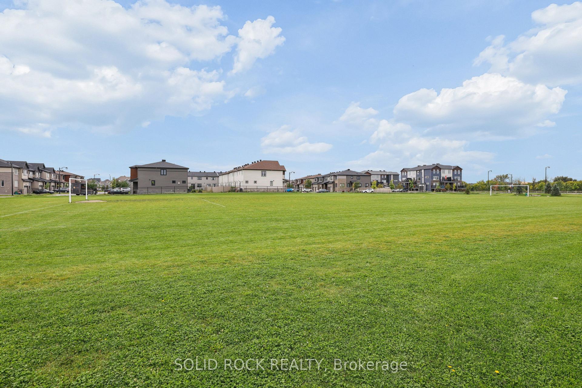 Photo 23 of 2529 Waterlilly Way, Ottawa, Barrhaven - Heritage Park — HOMEH