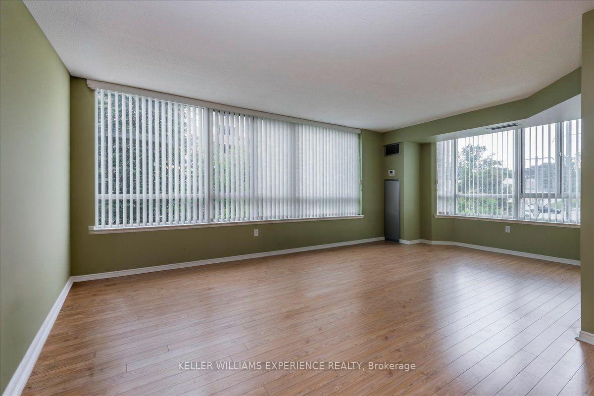 Photo 10 of Unit 503, 270 Davis Drive, Newmarket, Central Newmarket — HOMEH