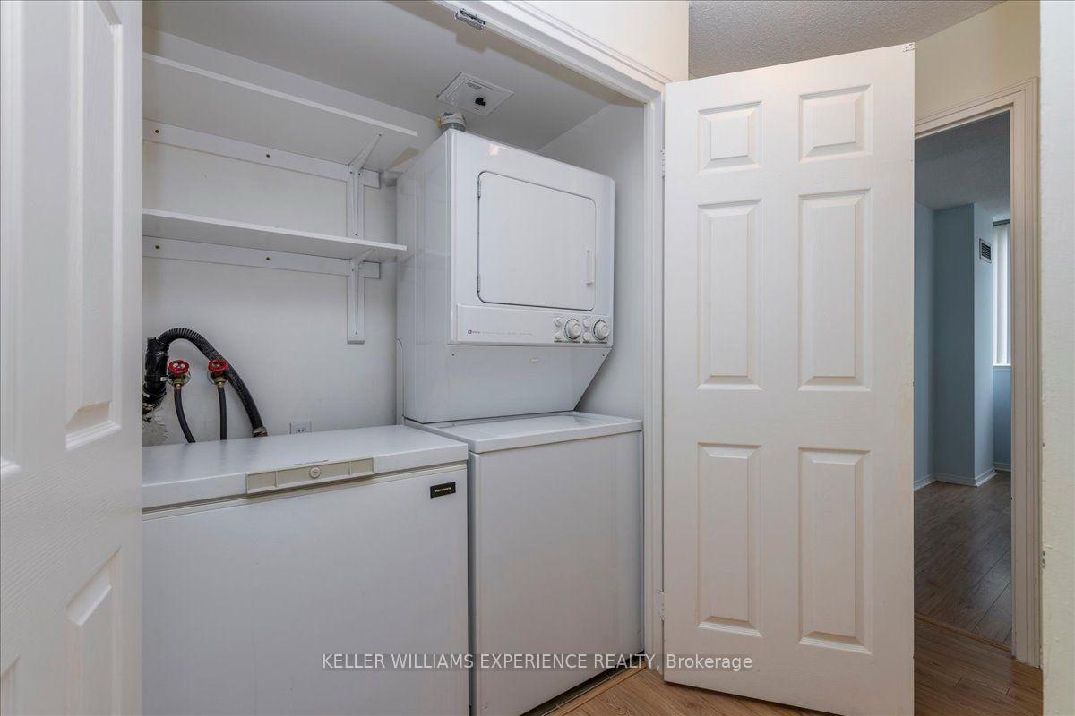 Photo 21 of Unit 503, 270 Davis Drive, Newmarket, Central Newmarket — HOMEH