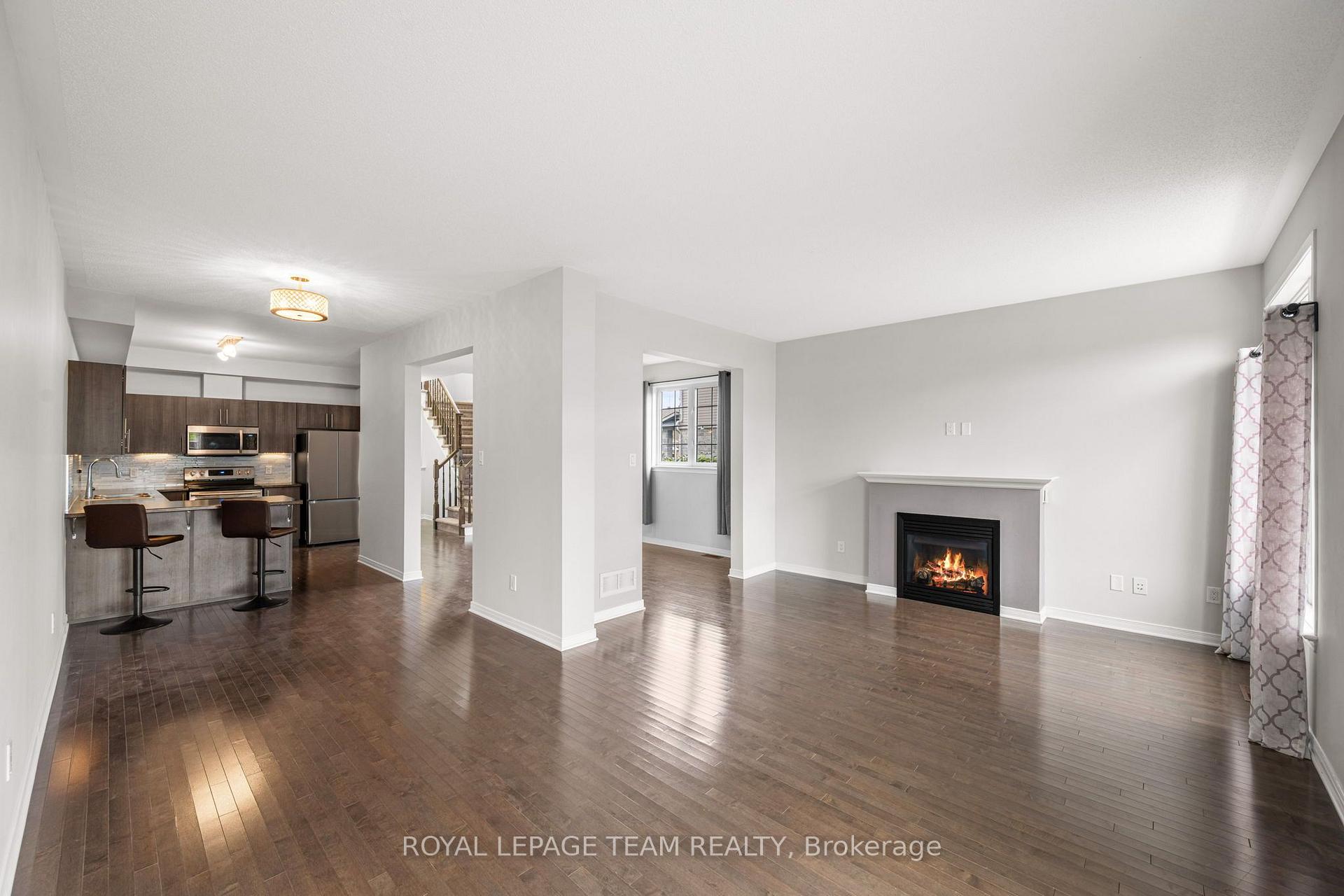 Photo 14 of 534 Barrick Hill Road, Ottawa, Kanata - Emerald Meadows/Trailwest — HOMEH