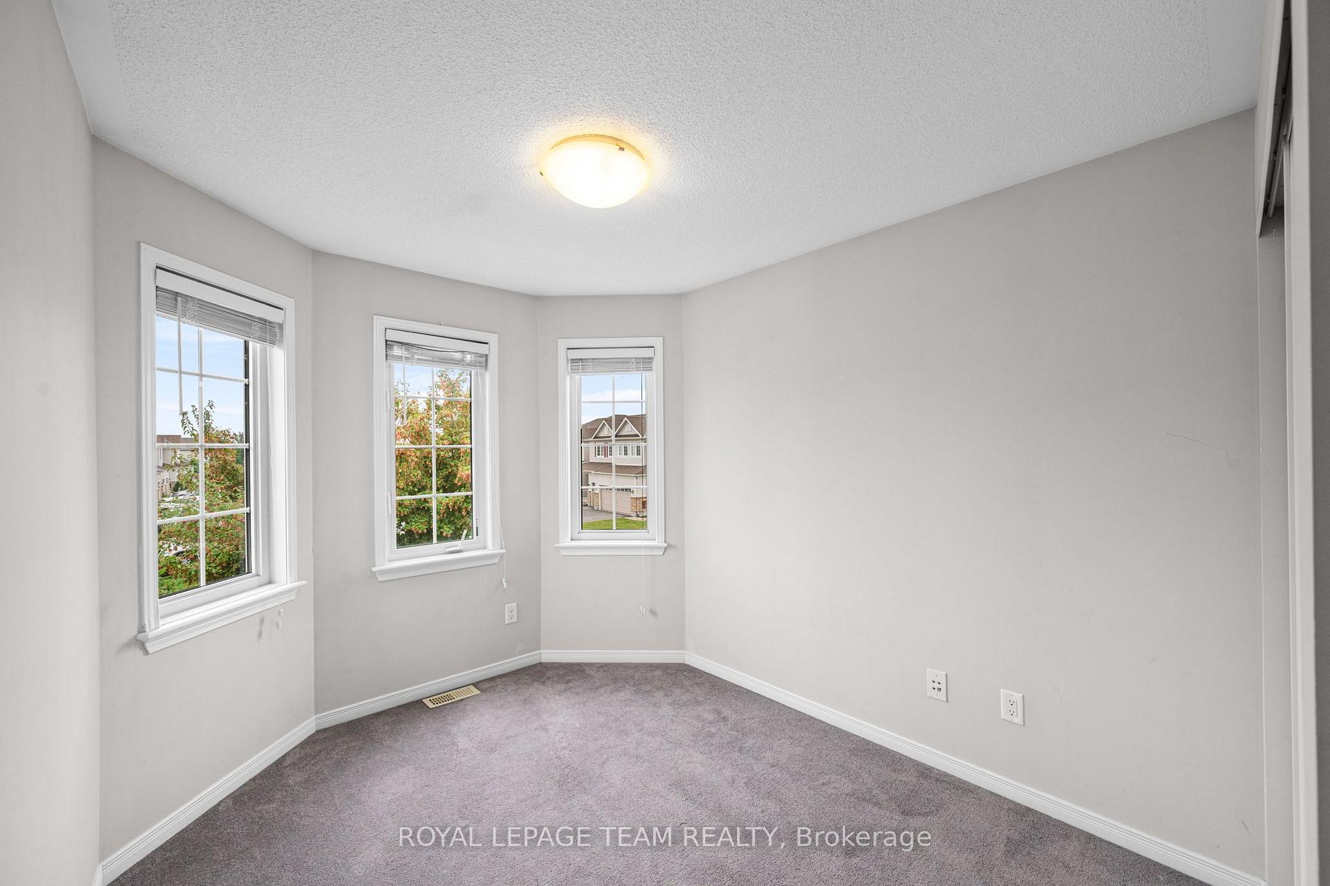 Photo 16 of 534 Barrick Hill Road, Ottawa, Kanata - Emerald Meadows/Trailwest — HOMEH