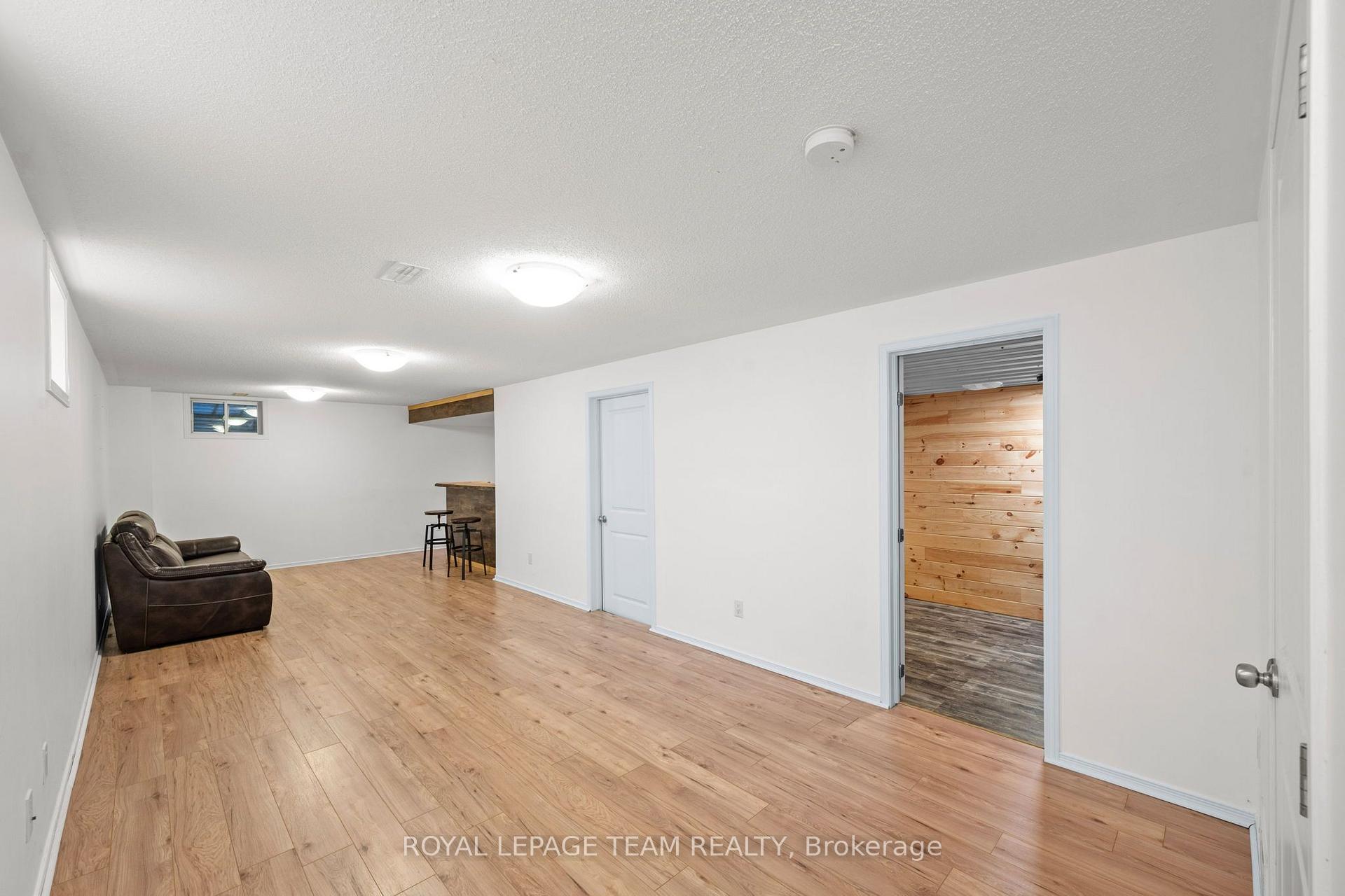 Photo 27 of 534 Barrick Hill Road, Ottawa, Kanata - Emerald Meadows/Trailwest — HOMEH